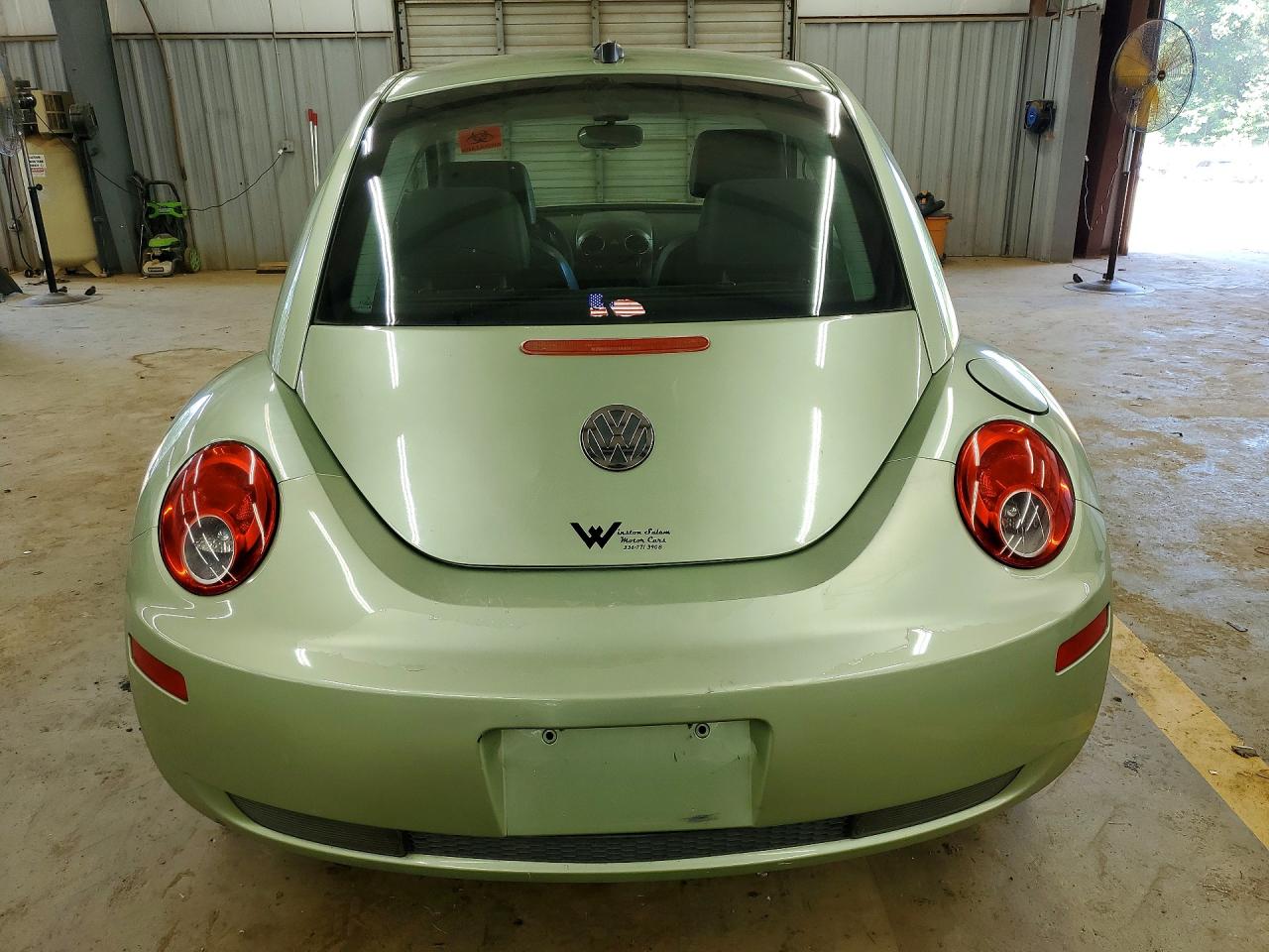 2006 Volkswagen New Beetle 2.5l Option Package 1 Green vin: 3VWRW31C76M411320
