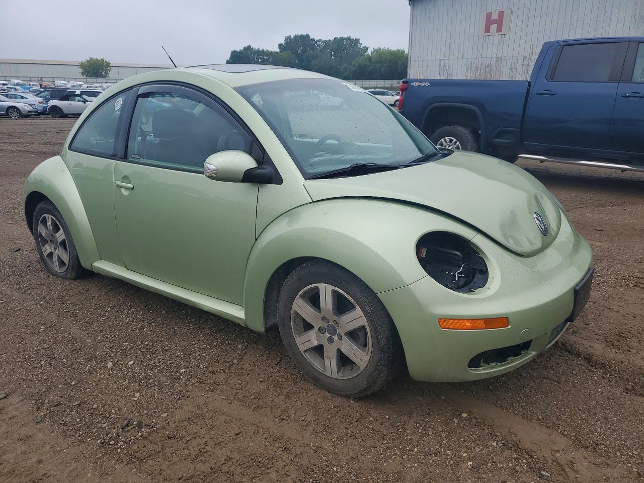 2006 Volkswagen New Beetle 2.5l Option Package 1 Зеленый vin: 3VWRW31C76M415061