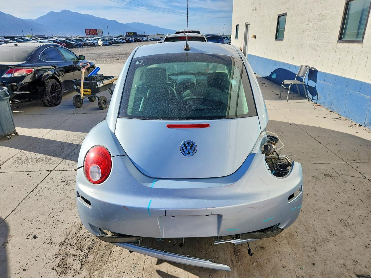 2009 Volkswagen New Beetle S Blue vin: 3VWRW31C79M504634