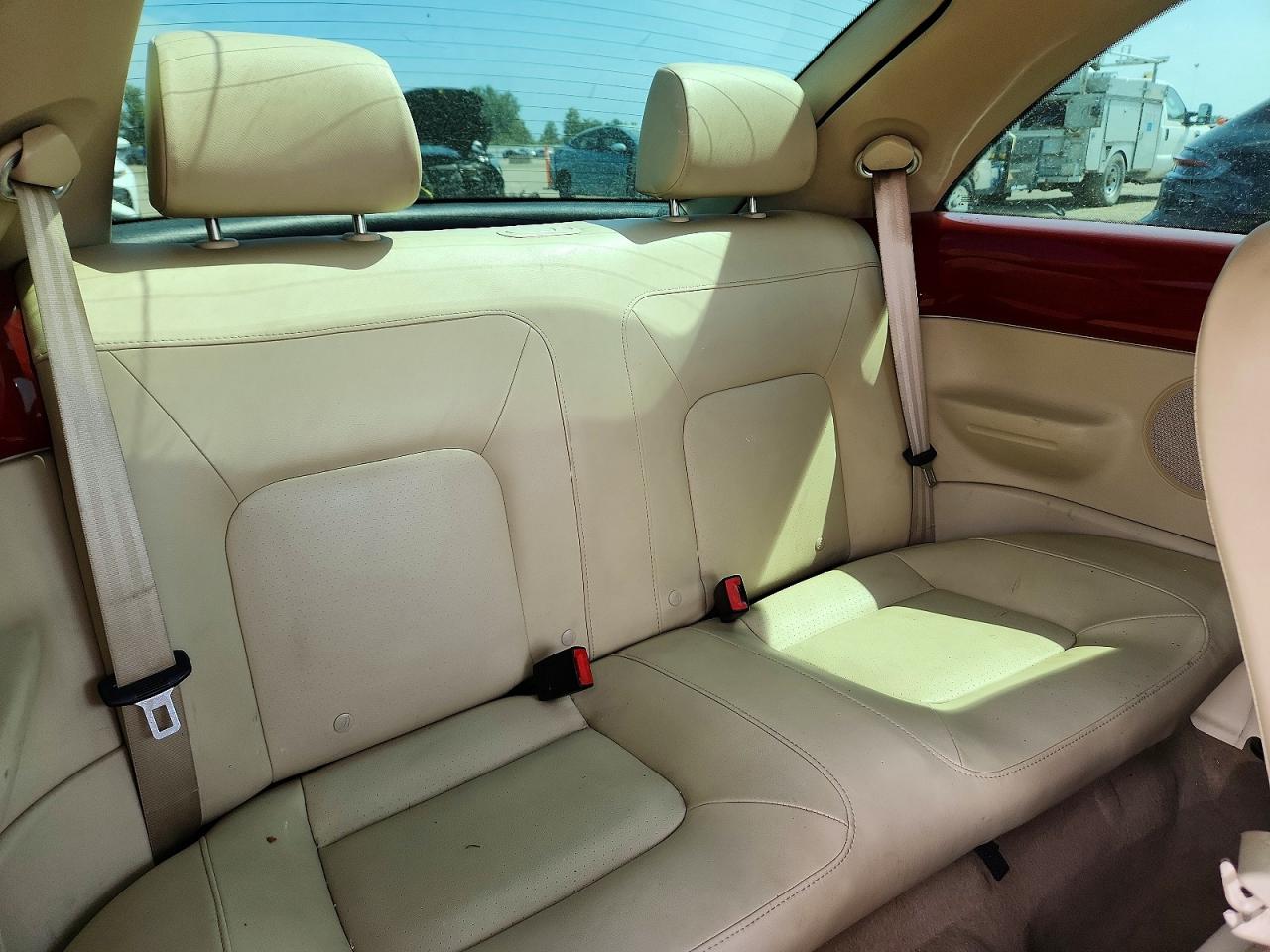 2008 Volkswagen New Beetle S Red vin: 3VWRW31C88M500719