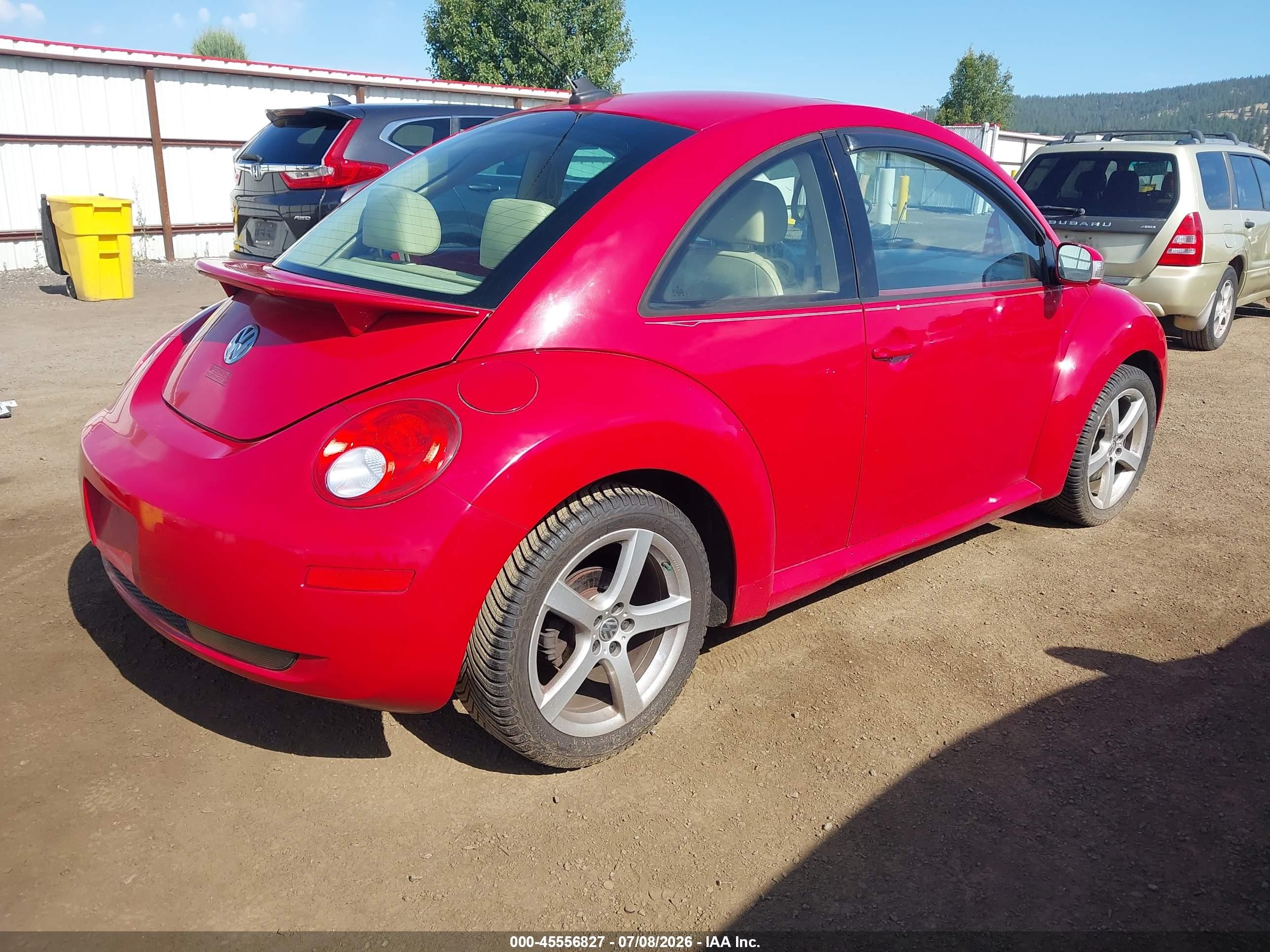 2009 Volkswagen New Beetle 2.5l Red vin: 3VWRW31C89M506327
