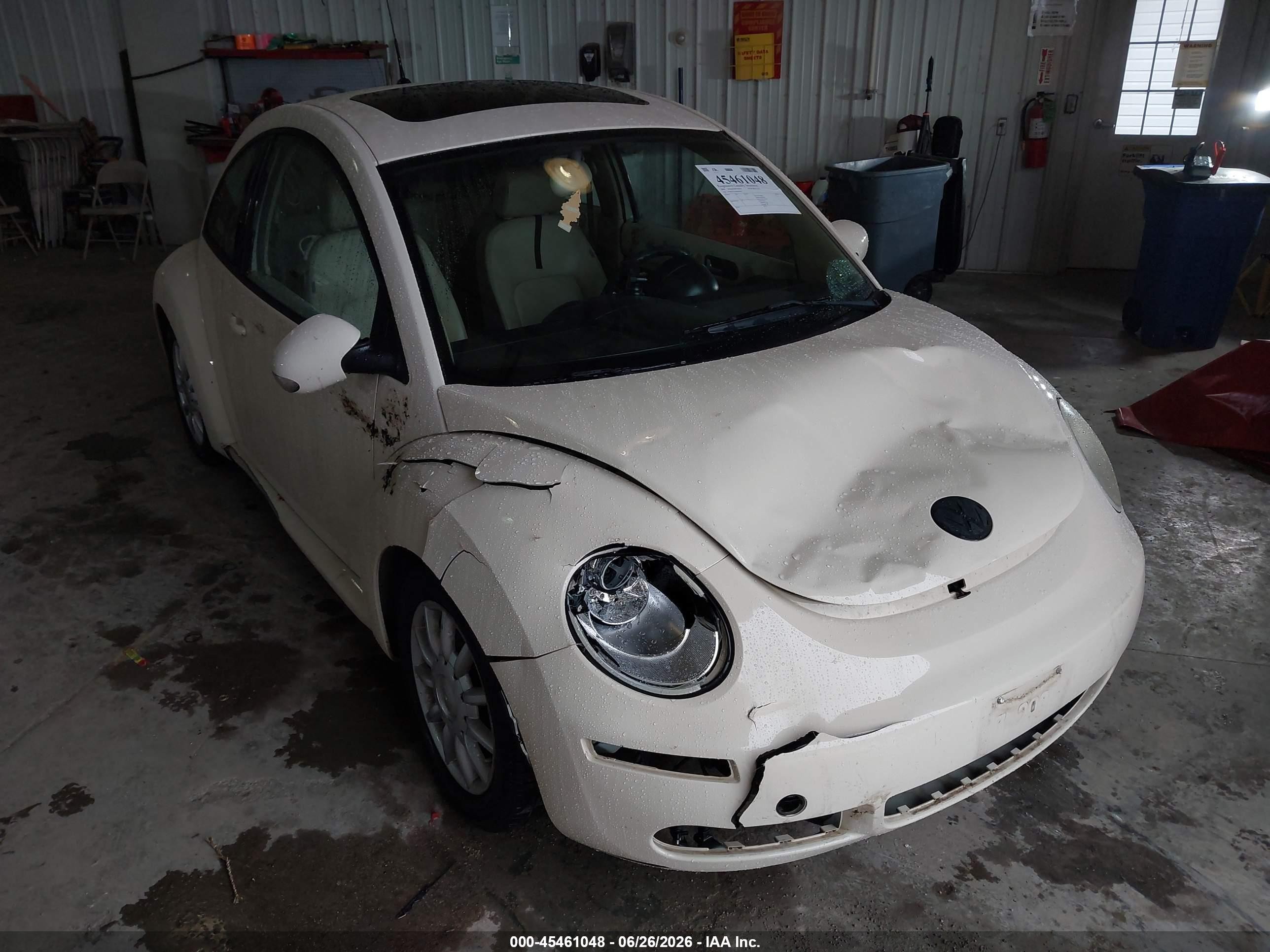 2006 Volkswagen New Beetle 2.5 Желто-коричневый vin: 3VWRW31C96M416857