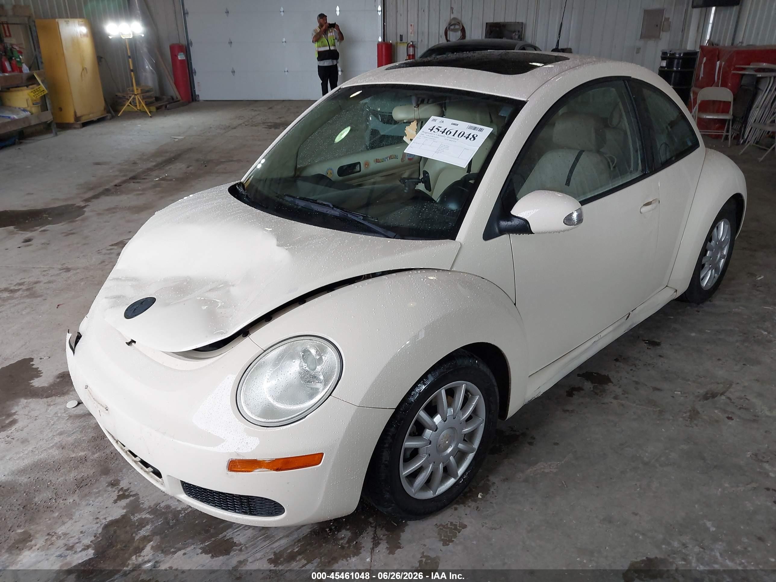 2006 Volkswagen New Beetle 2.5 Желто-коричневый vin: 3VWRW31C96M416857