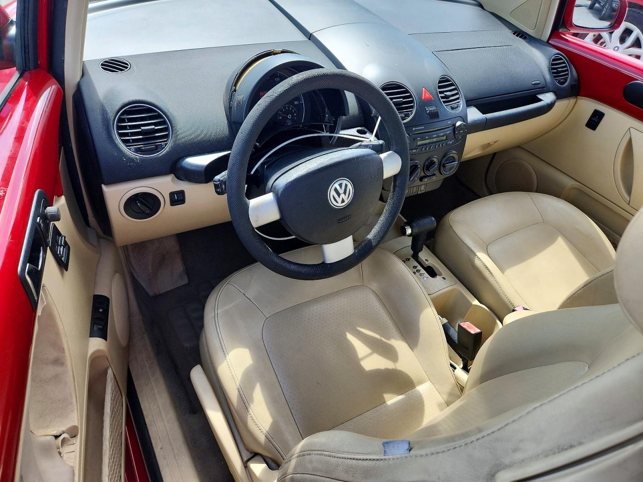 2008 Volkswagen New Beetle S Red vin: 3VWRW31C98M520221