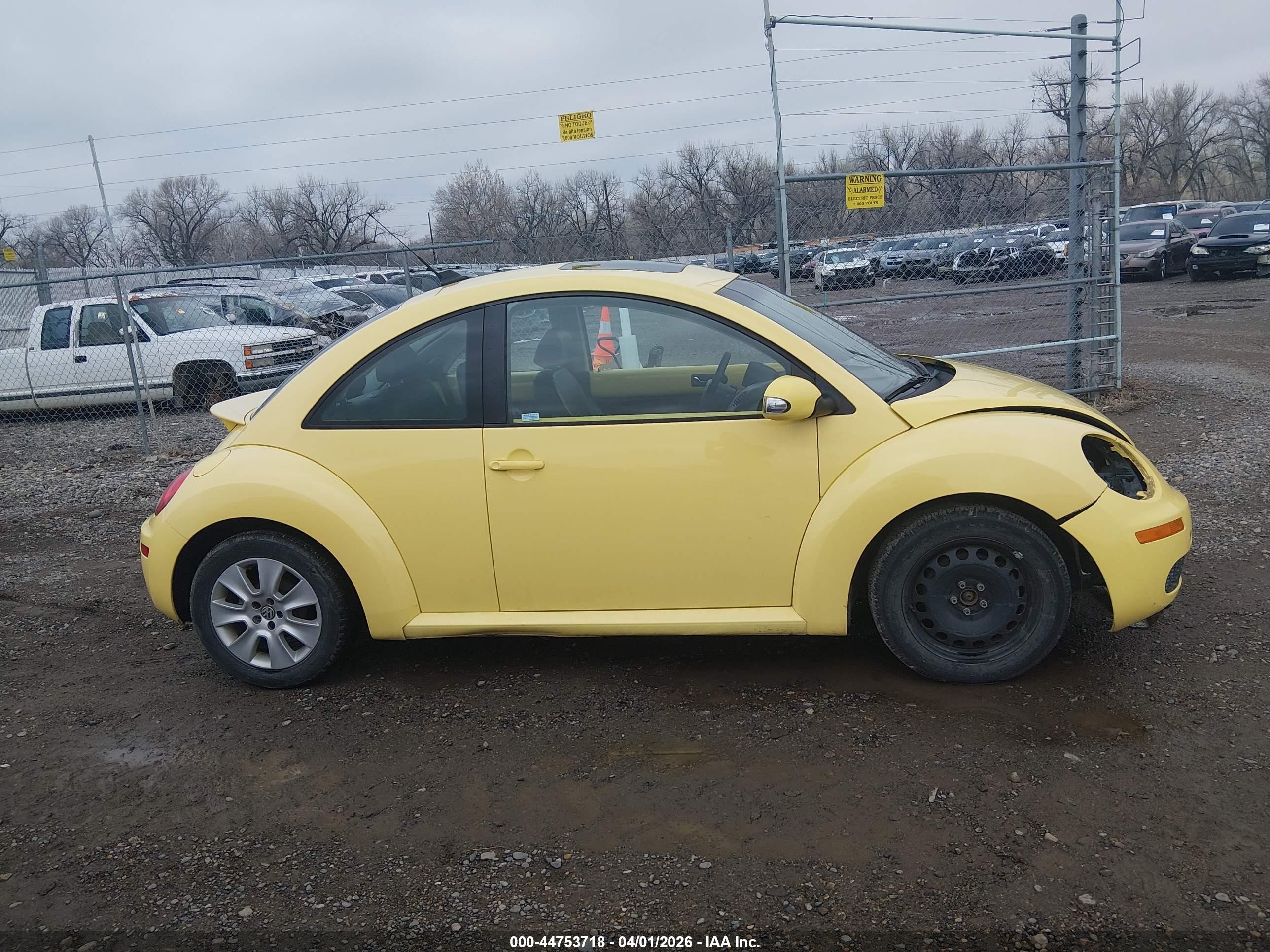 2008 Volkswagen New Beetle S/se Yellow vin: 3VWRW31CX8M509180