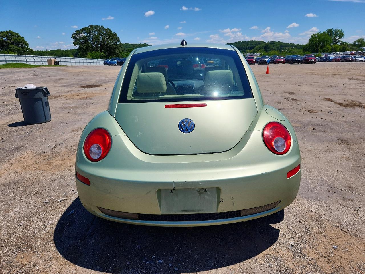 2008 Volkswagen New Beetle S Green vin: 3VWRW31CX8M509857