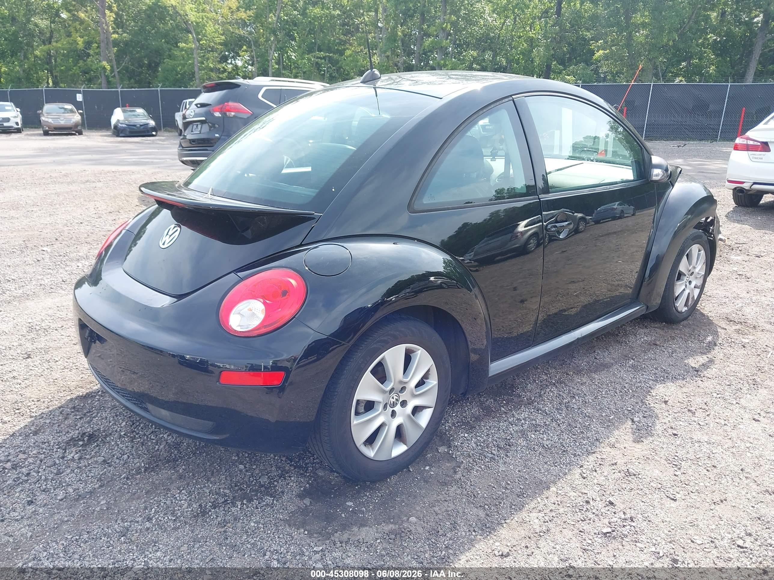 2008 Volkswagen New Beetle S Черный vin: 3VWRW31CX8M520390