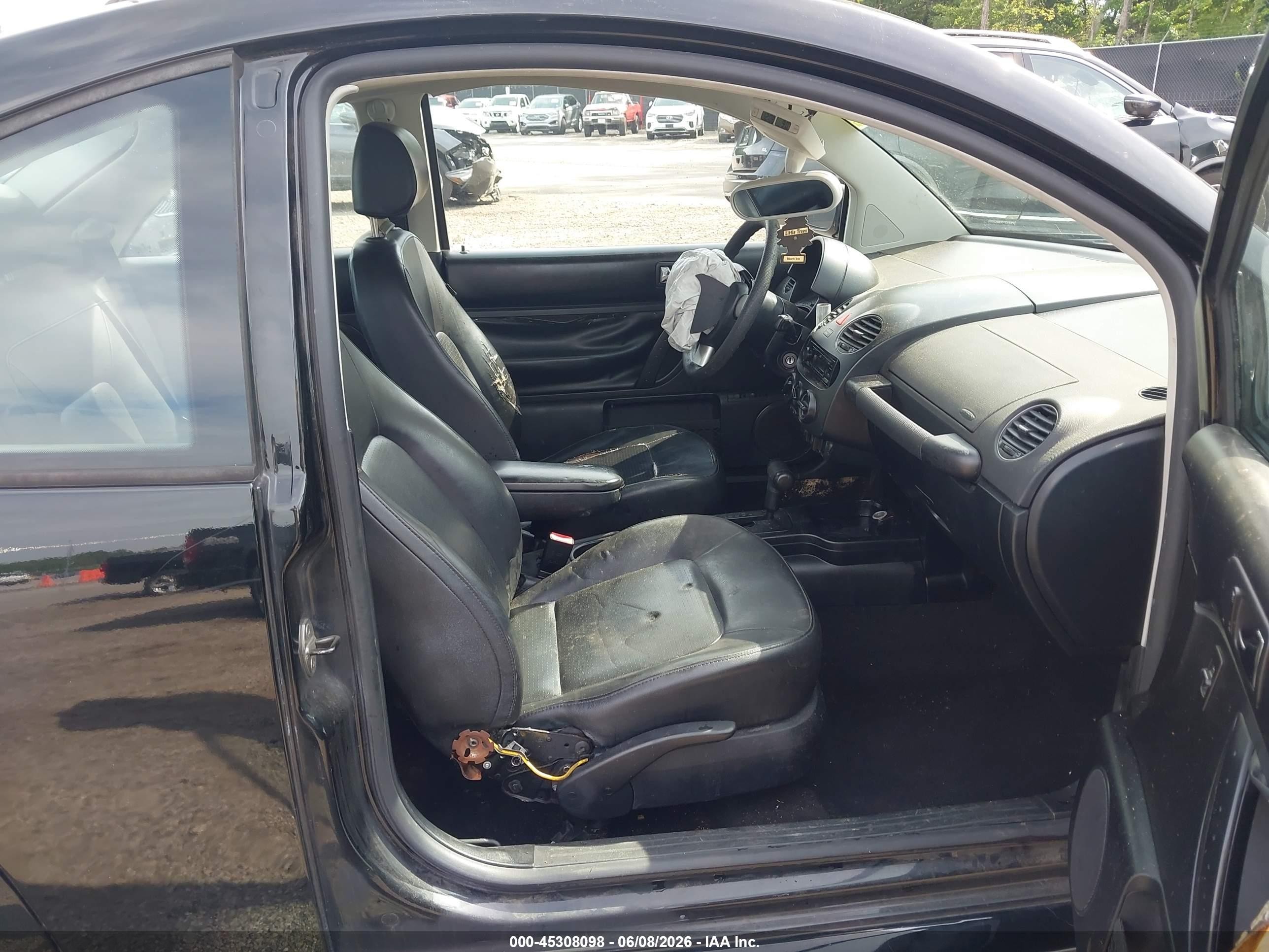 2008 Volkswagen New Beetle S Черный vin: 3VWRW31CX8M520390