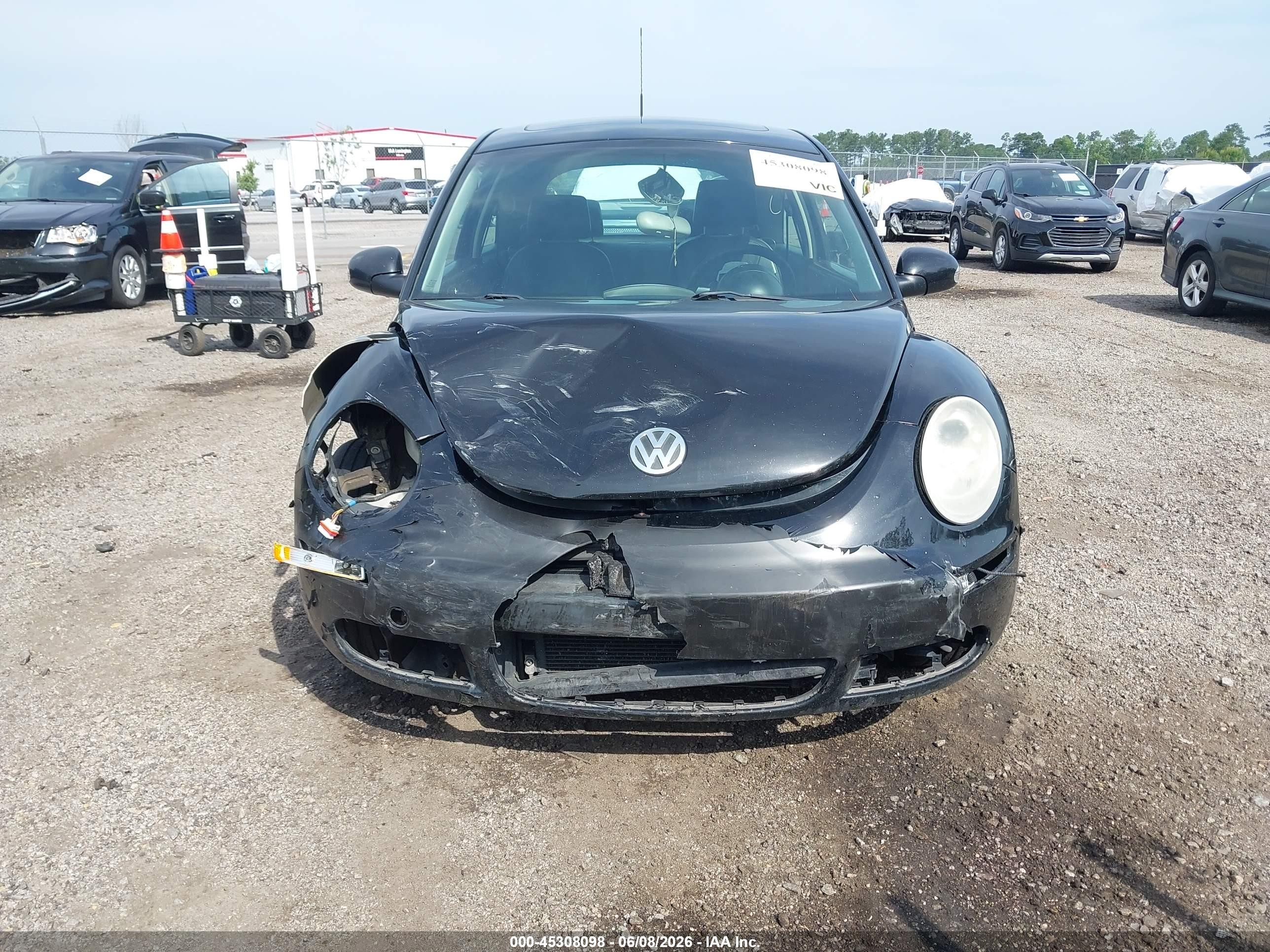 2008 Volkswagen New Beetle S Черный vin: 3VWRW31CX8M520390
