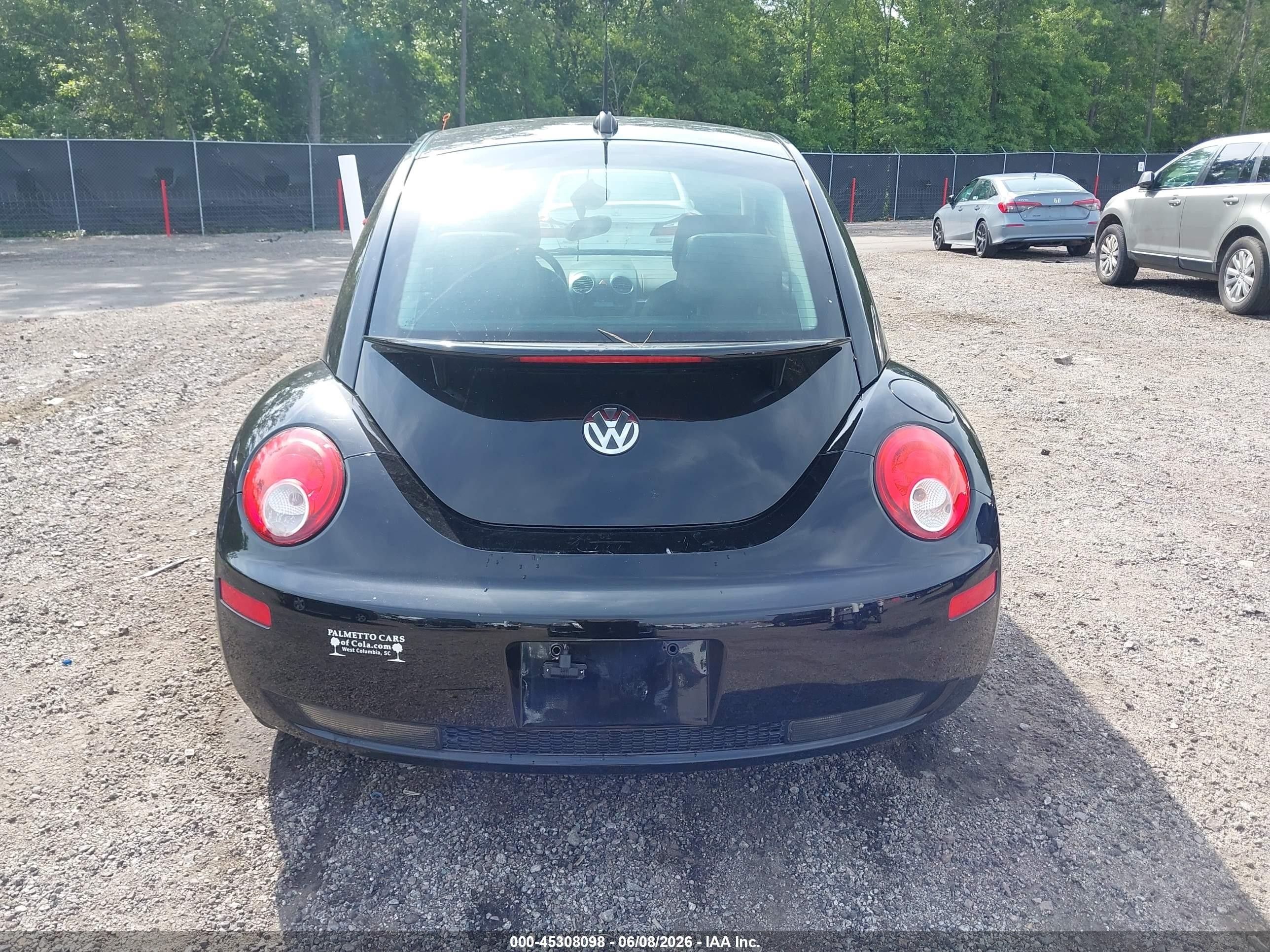 2008 Volkswagen New Beetle S Черный vin: 3VWRW31CX8M520390