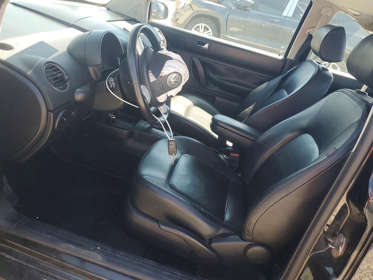 2009 Volkswagen New Beetle S Black vin: 3VWRW31CX9M500903