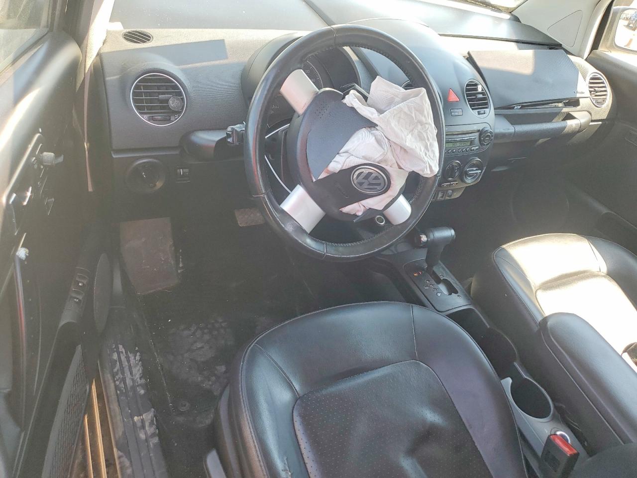 2009 Volkswagen New Beetle S Black vin: 3VWRW31CX9M500903