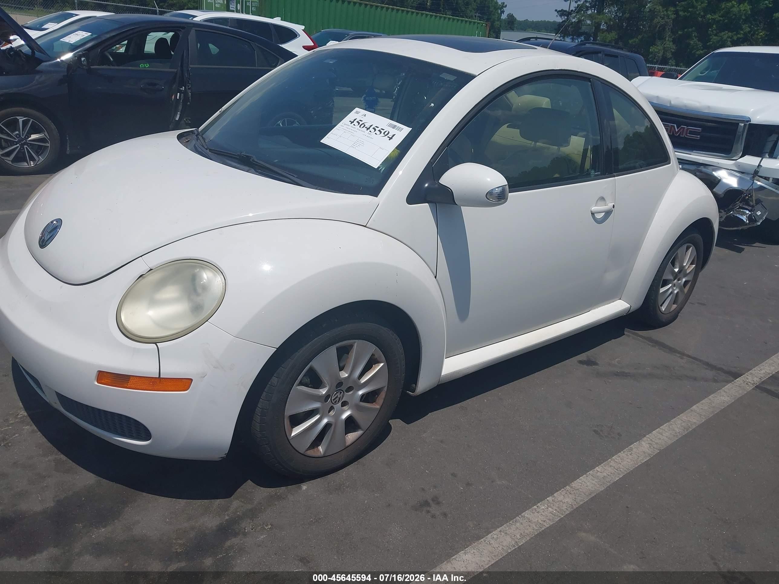 2009 Volkswagen New Beetle 2.5l White vin: 3VWRW31CX9M509343