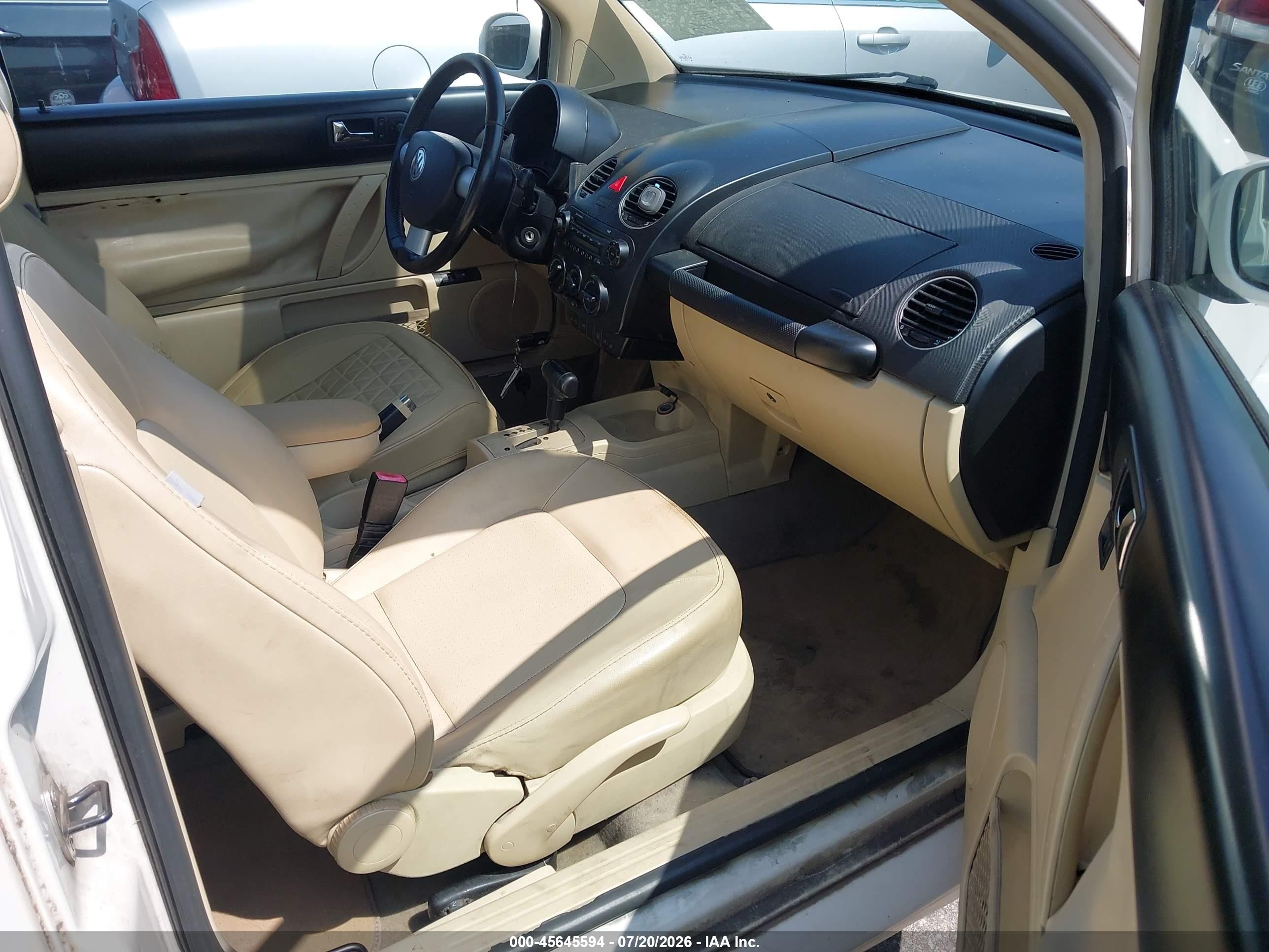 2009 Volkswagen New Beetle 2.5l White vin: 3VWRW31CX9M509343
