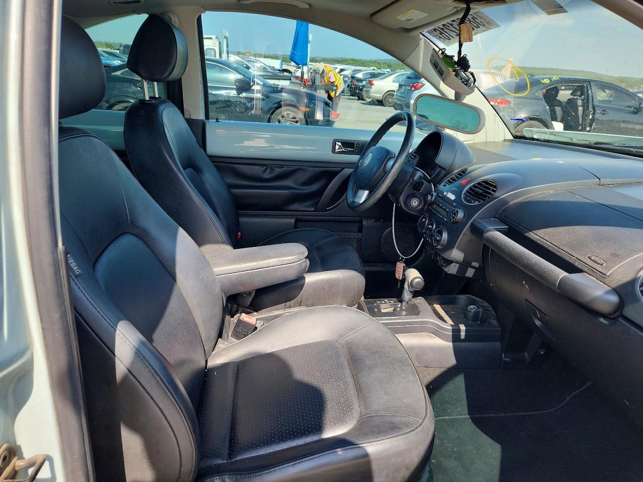 2010 Volkswagen New Beetle Blue vin: 3VWRW3AG1AM026671