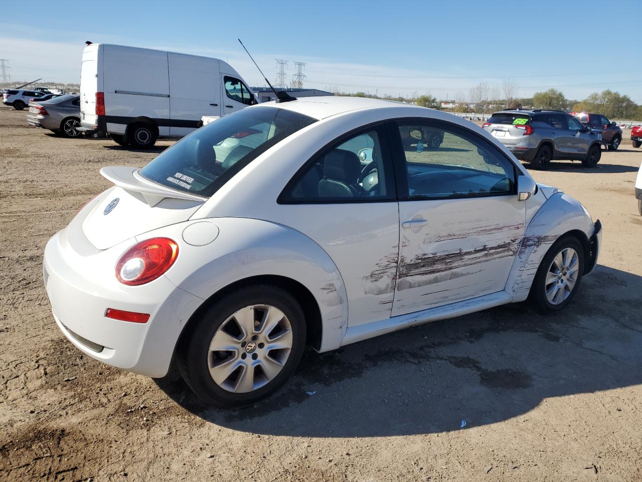 2010 Volkswagen New Beetle White vin: 3VWRW3AG2AM015792