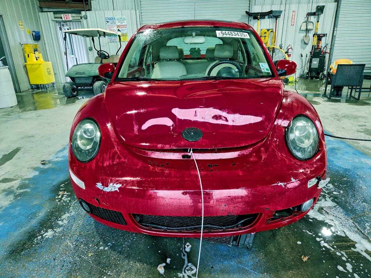 2010 Volkswagen New Beetle Red vin: 3VWRW3AG3AM014683