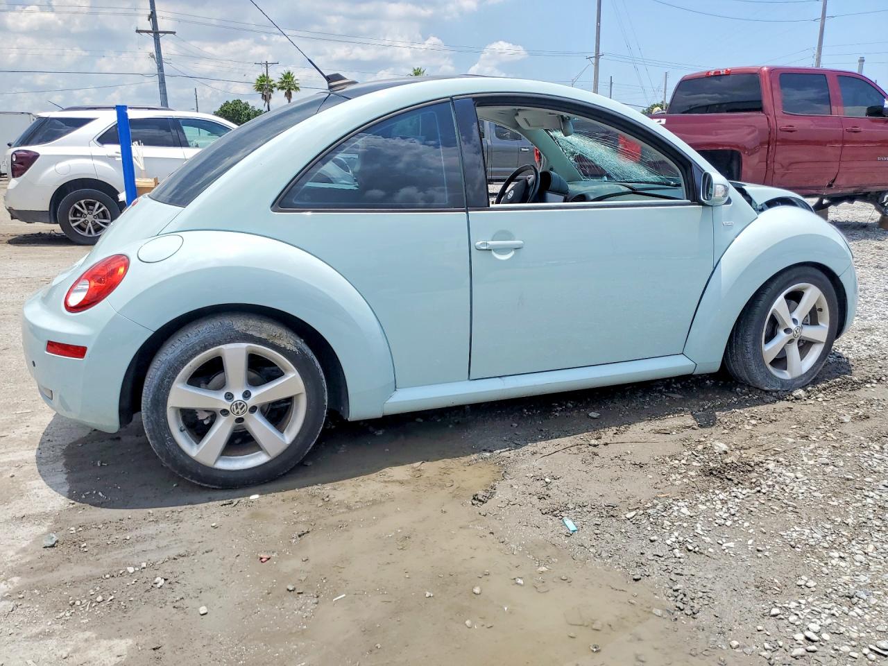 2010 Volkswagen New Beetle Blue vin: 3VWRW3AG3AM027319