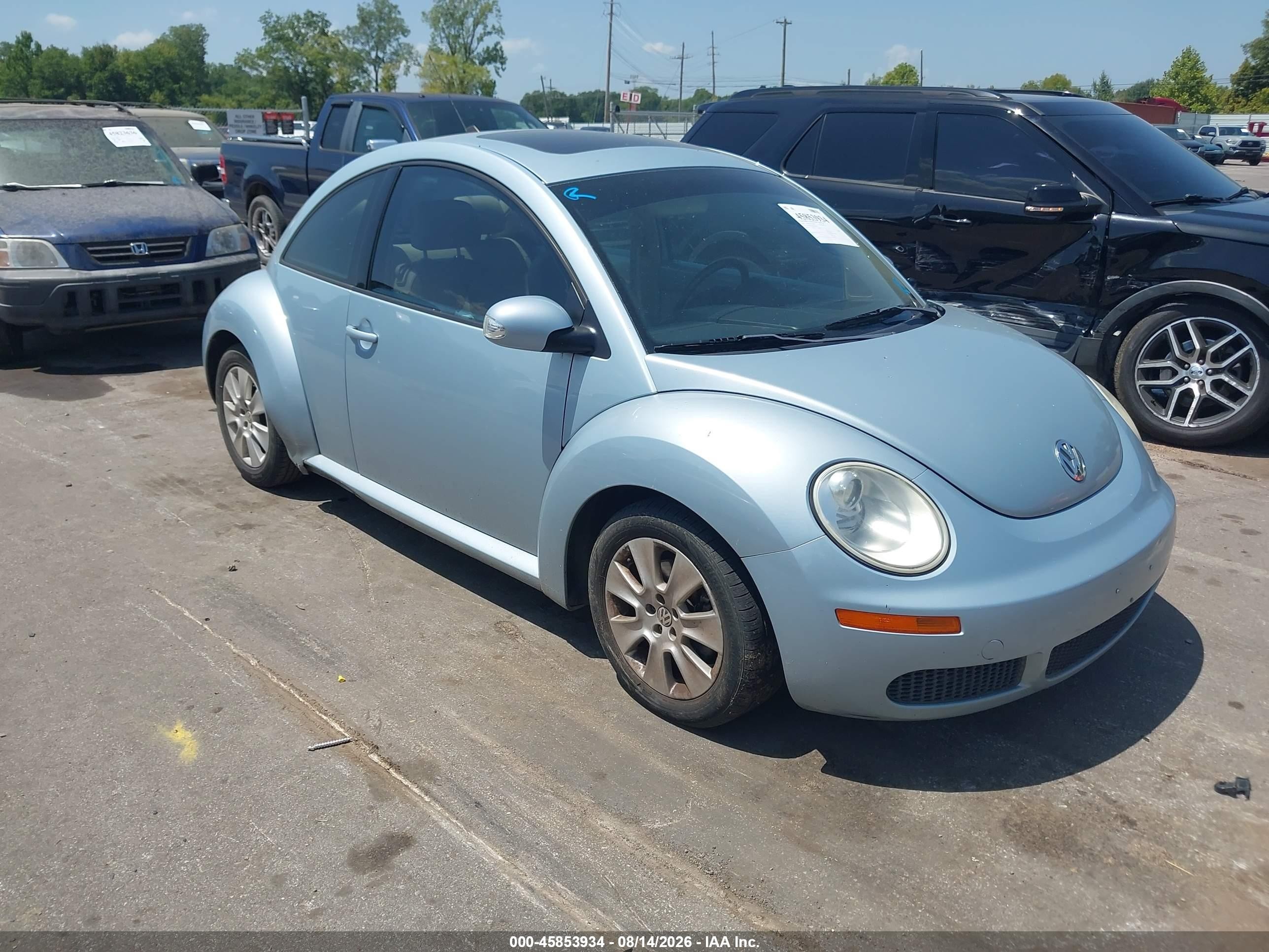 2010 Volkswagen New Beetle 2.5l Light Blue vin: 3VWRW3AGXAM022859