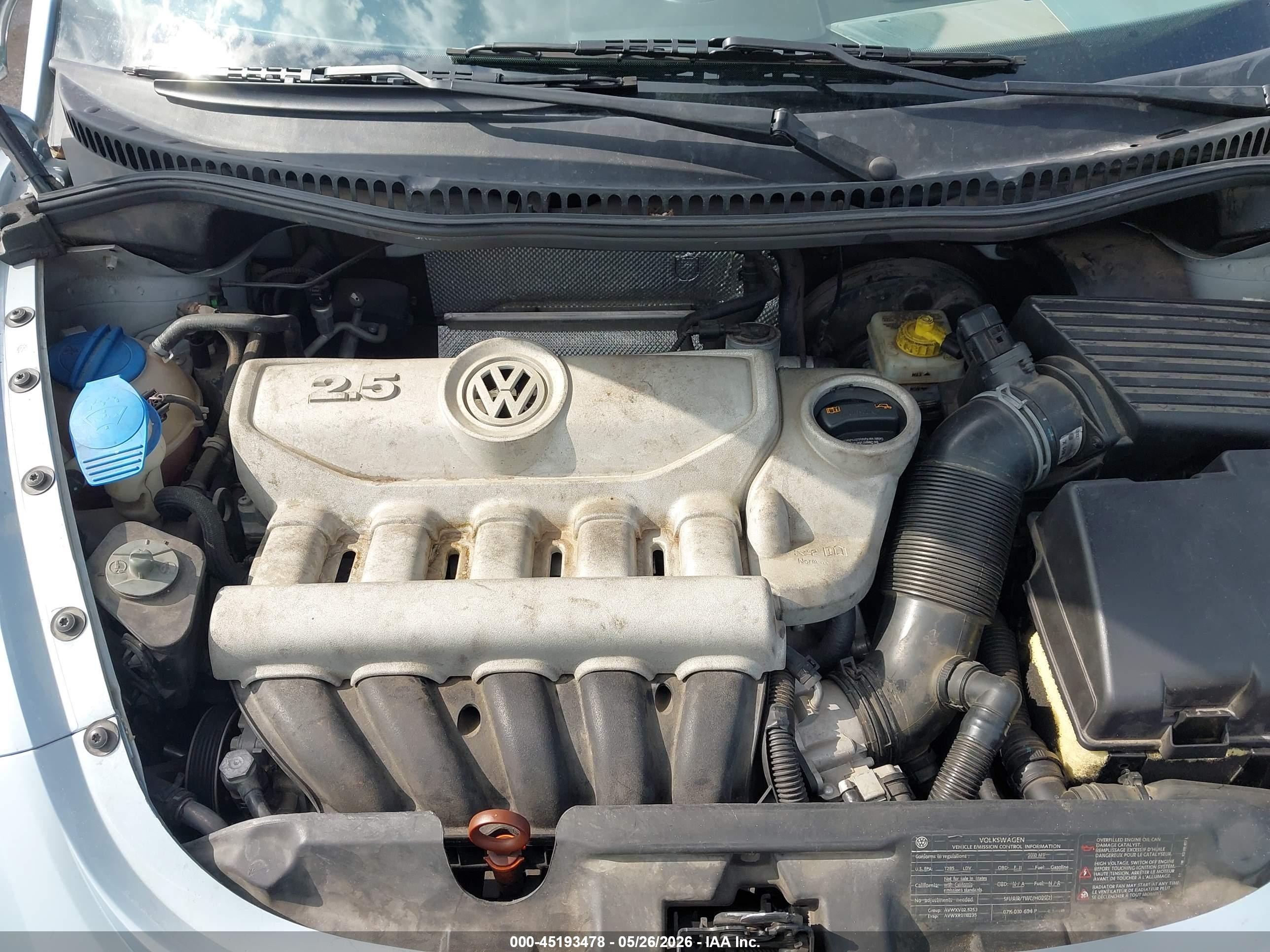 2010 Volkswagen New Beetle 2.5l Light Blue vin: 3VWRW3AL0AM005890