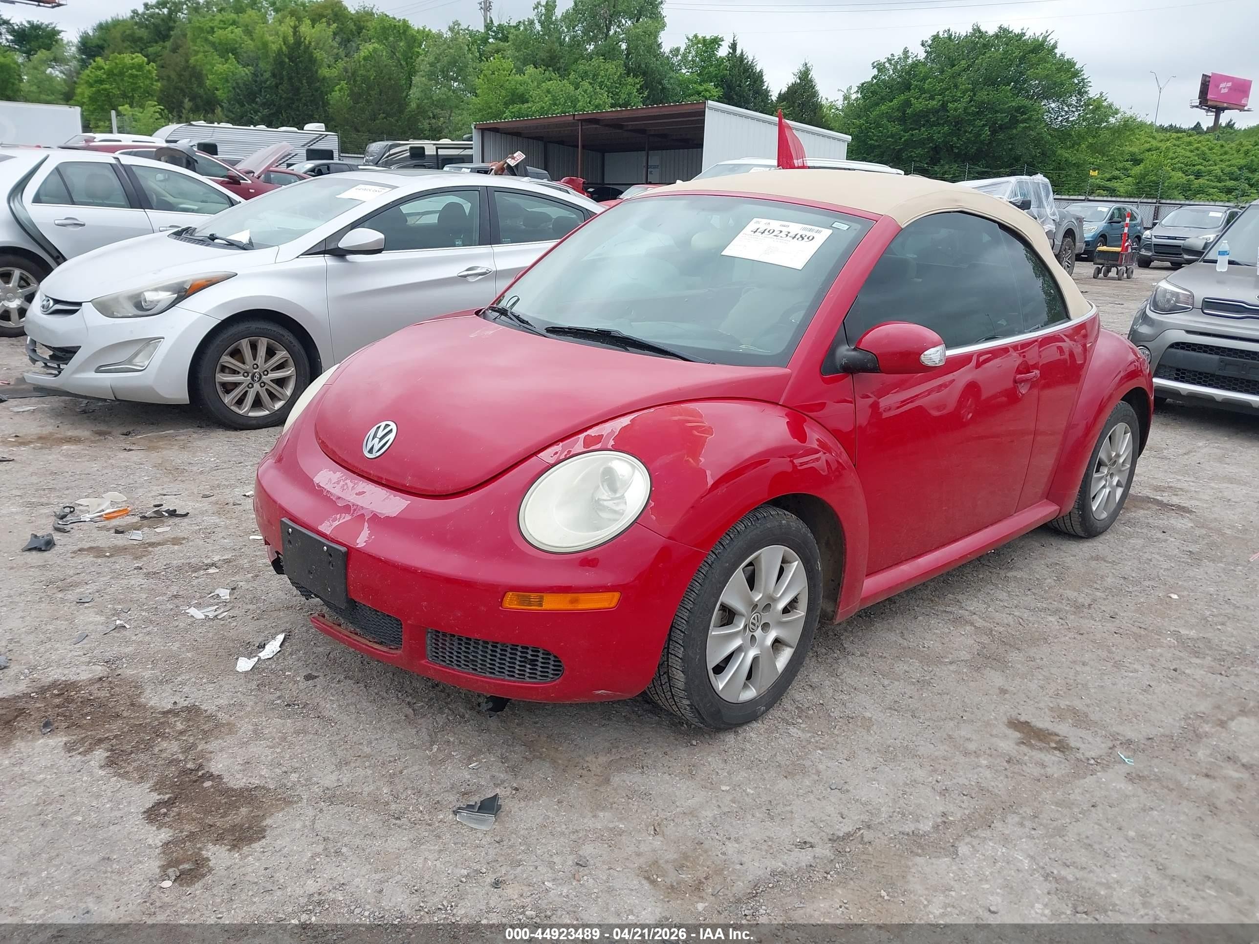 2010 Volkswagen New Beetle 2.5l Red vin: 3VWRW3AL1AM002786