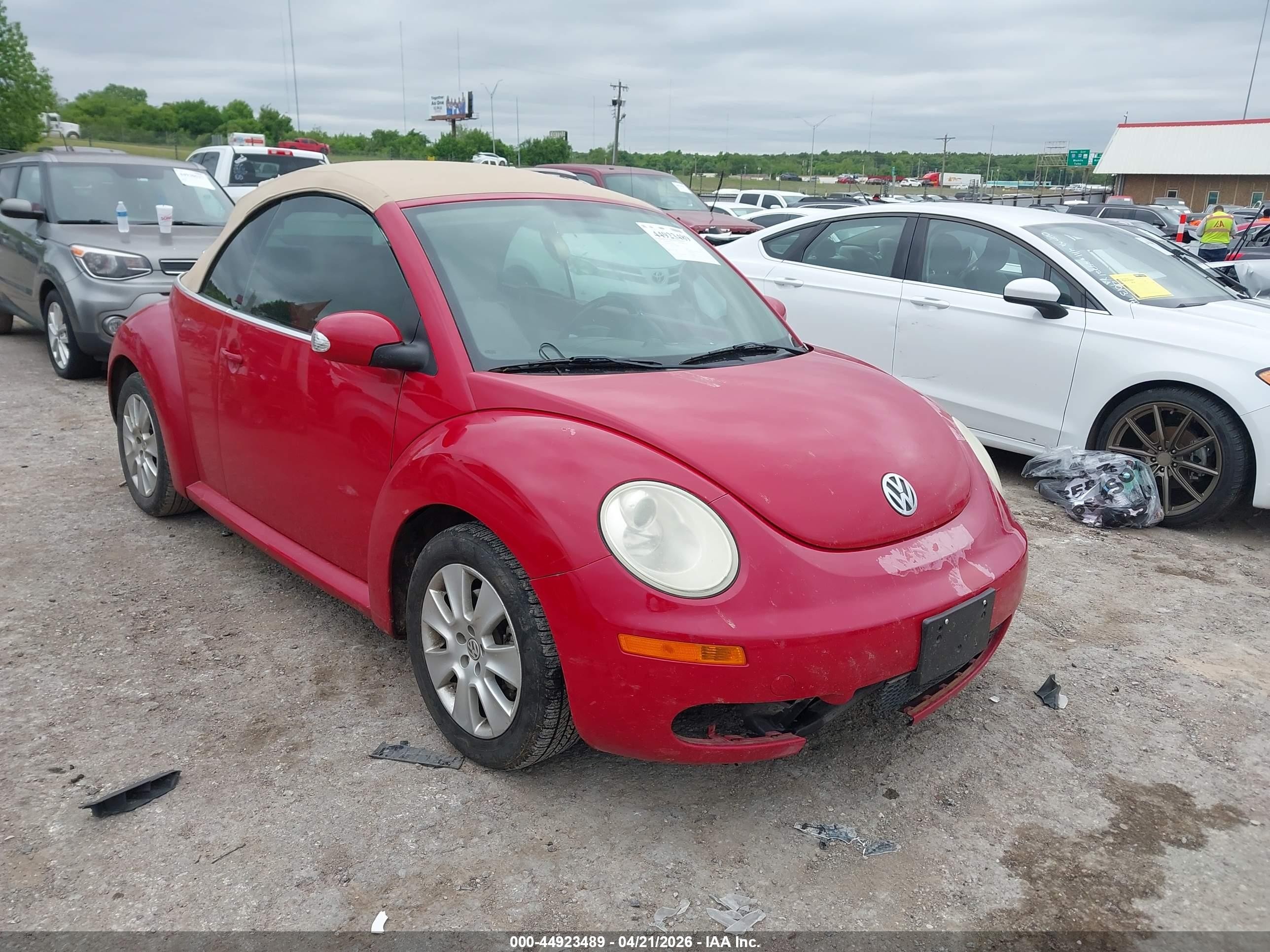 2010 Volkswagen New Beetle 2.5l Red vin: 3VWRW3AL1AM002786
