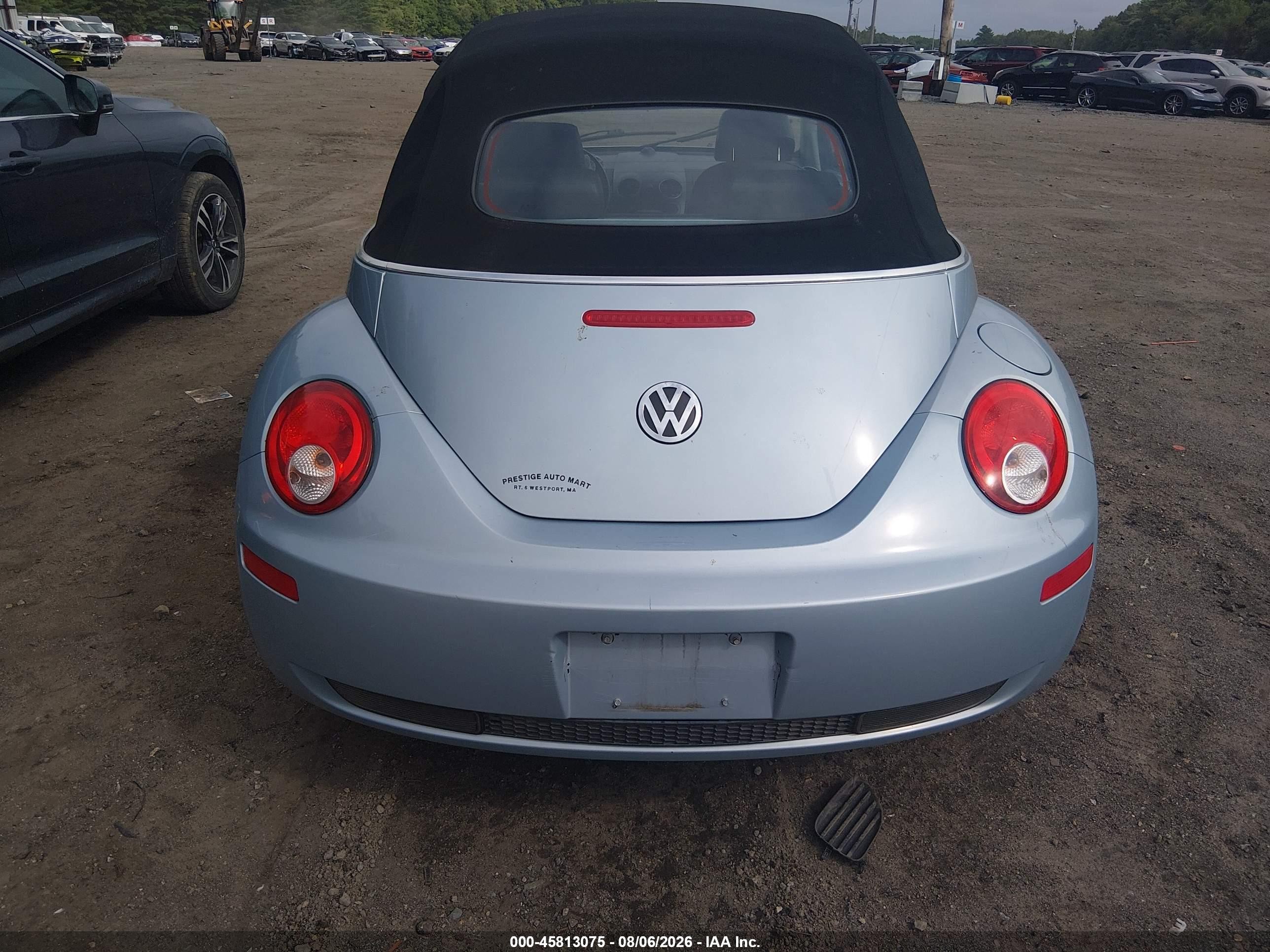 2010 Volkswagen New Beetle 2.5l Light Blue vin: 3VWRW3AL9AM002938