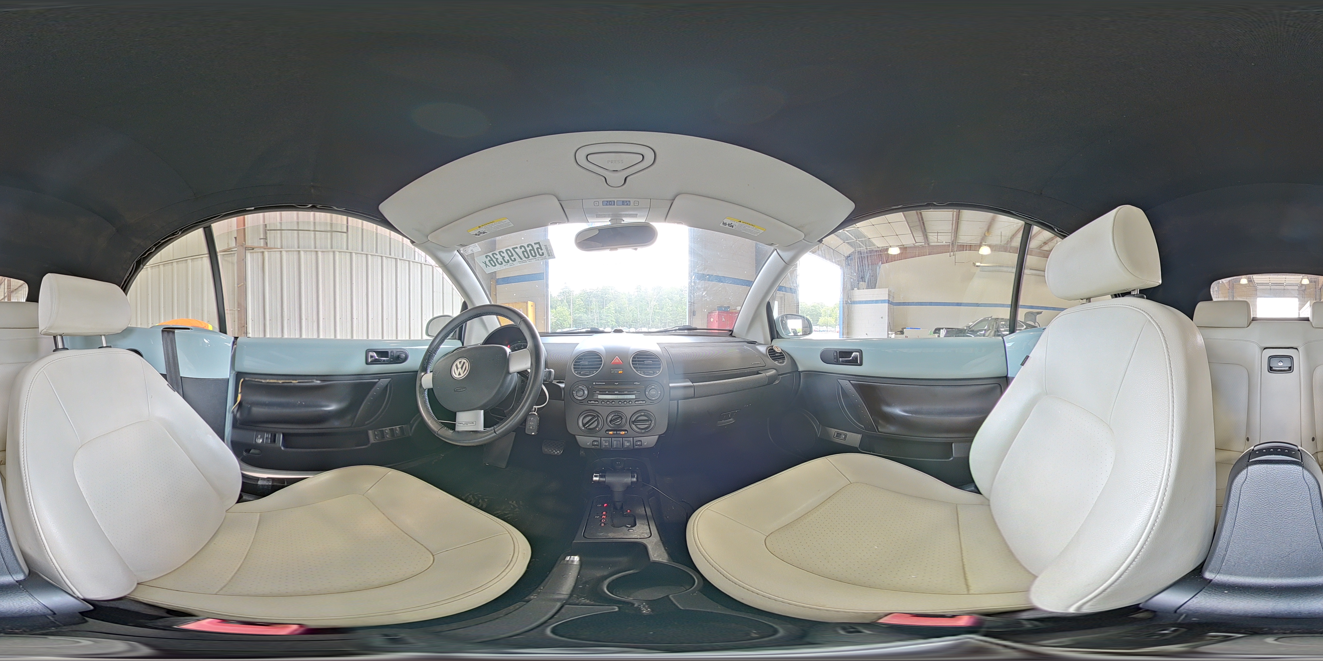 2010 Volkswagen New Beetle Two Tone vin: 3VWRW3AL9AM004933