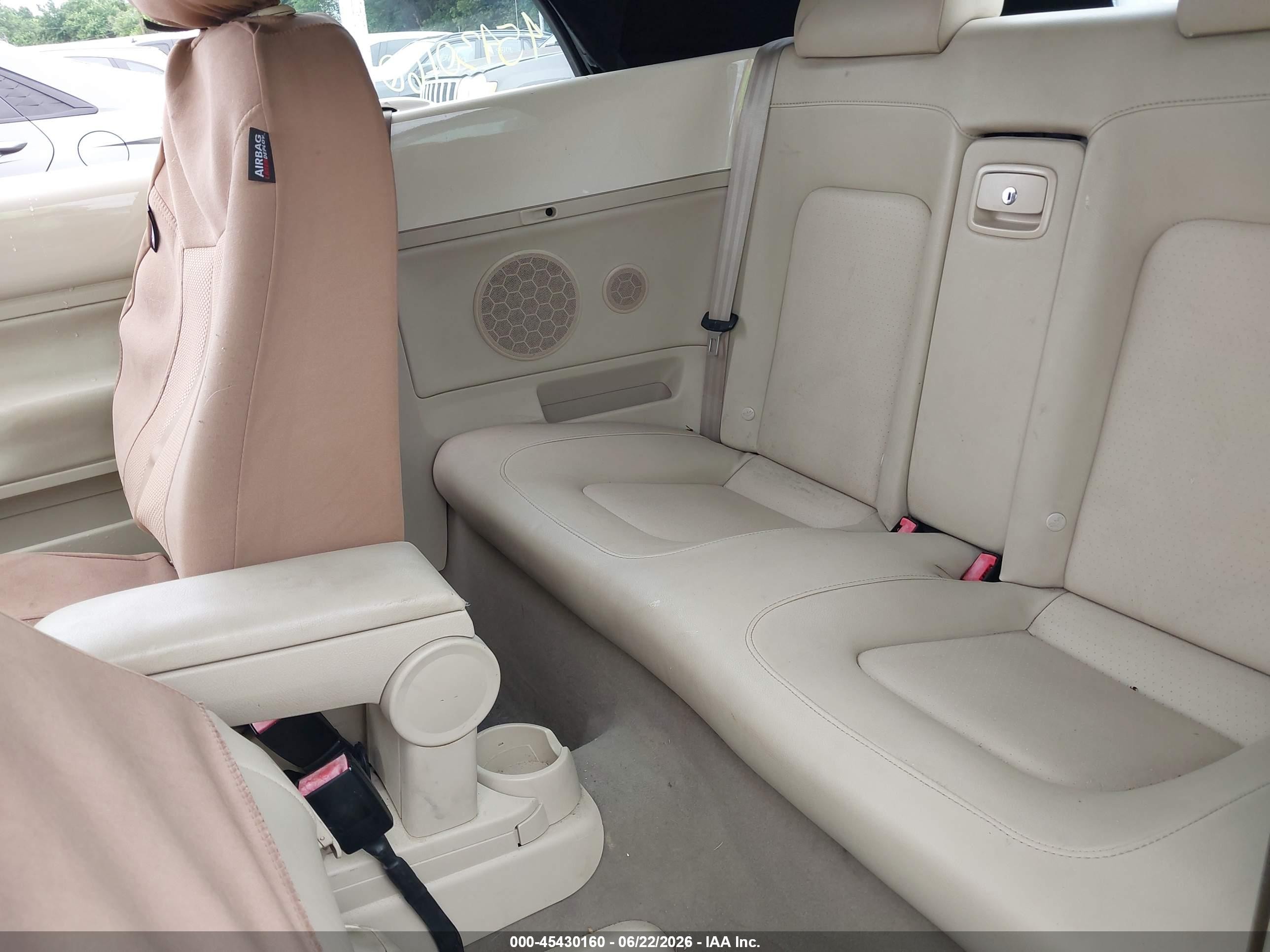 2010 Volkswagen New Beetle 2.5l Cream vin: 3VWRW3AL9AM006763