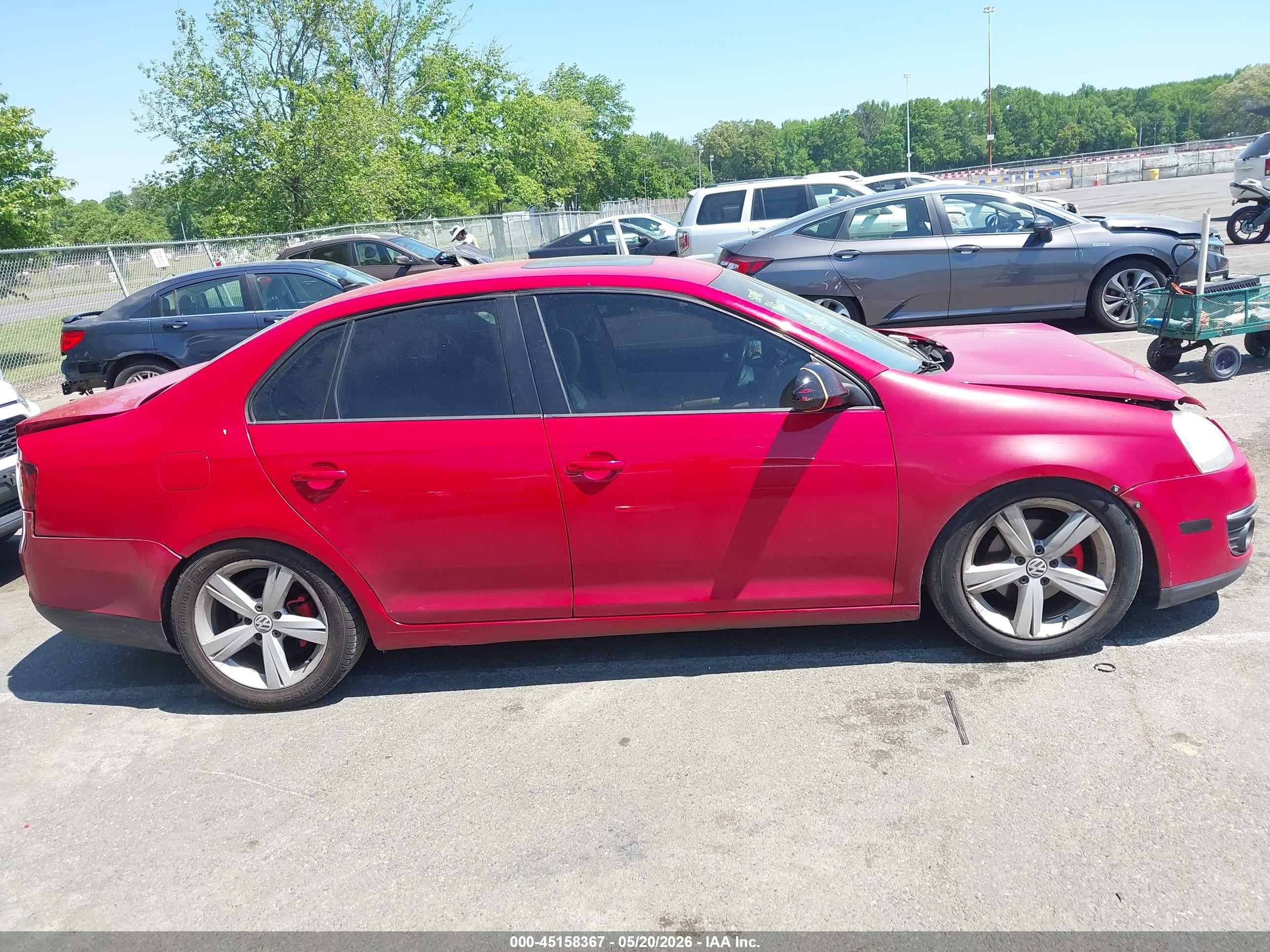 2010 Volkswagen Jetta Se Красный vin: 3VWRX7AJ1AM046001