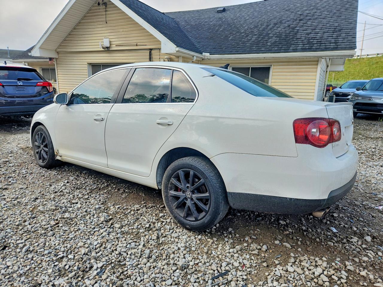 2010 Volkswagen Jetta Se White vin: 3VWRX7AJ1AM054602