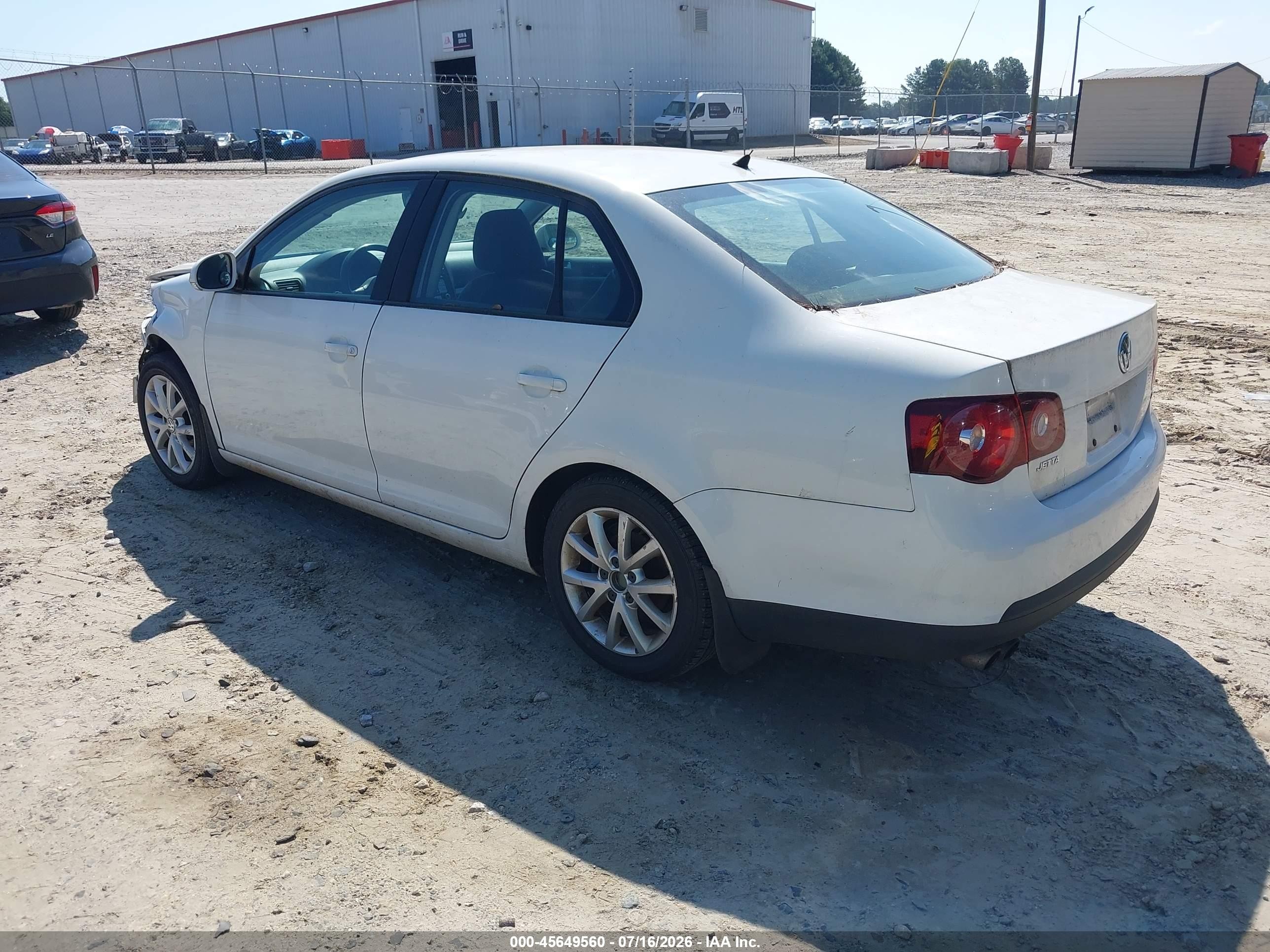 2010 Volkswagen Jetta Limited Edition White vin: 3VWRX7AJ1AM129492