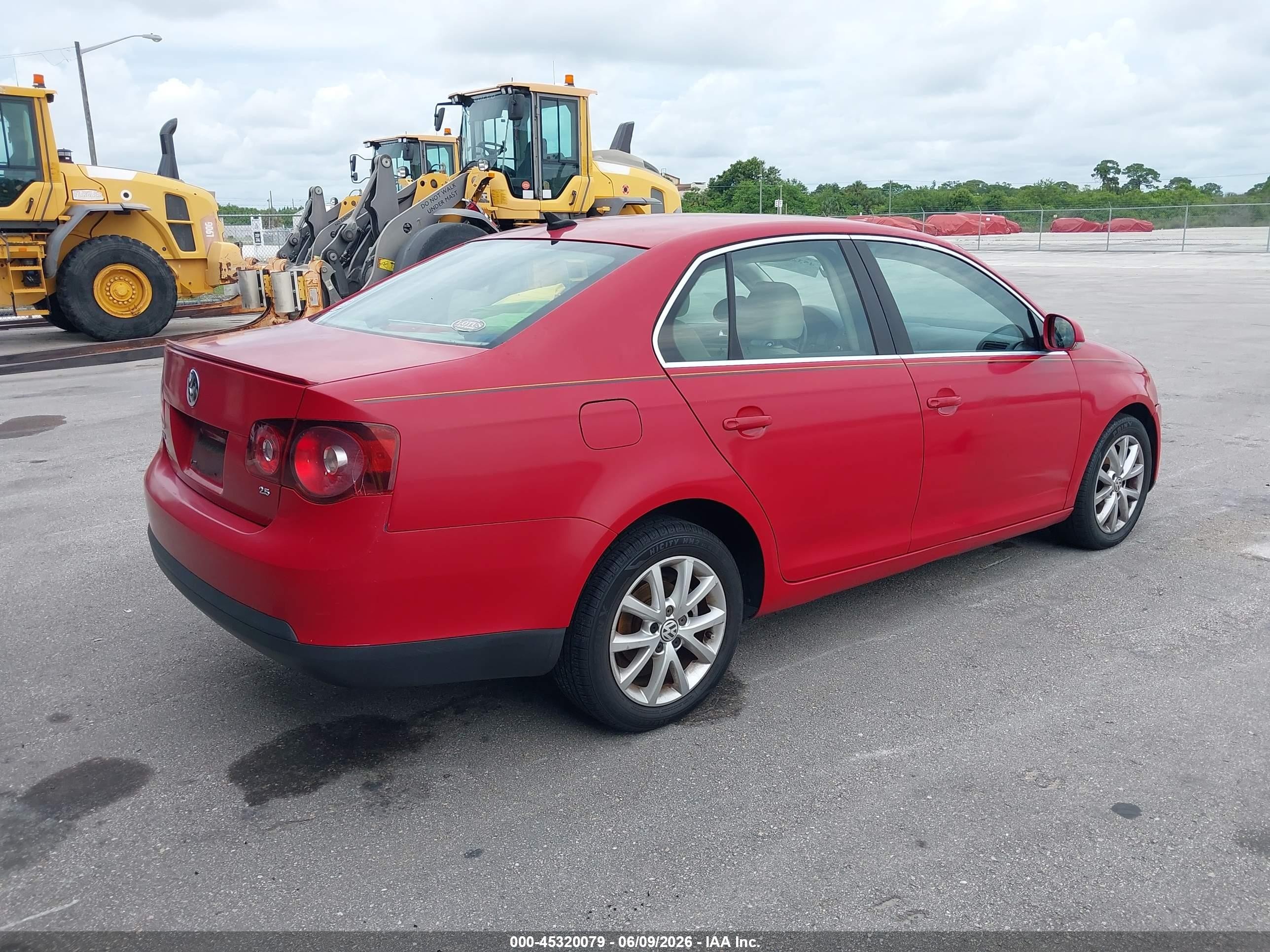 2010 Volkswagen Jetta Se Red vin: 3VWRX7AJ2AM059713