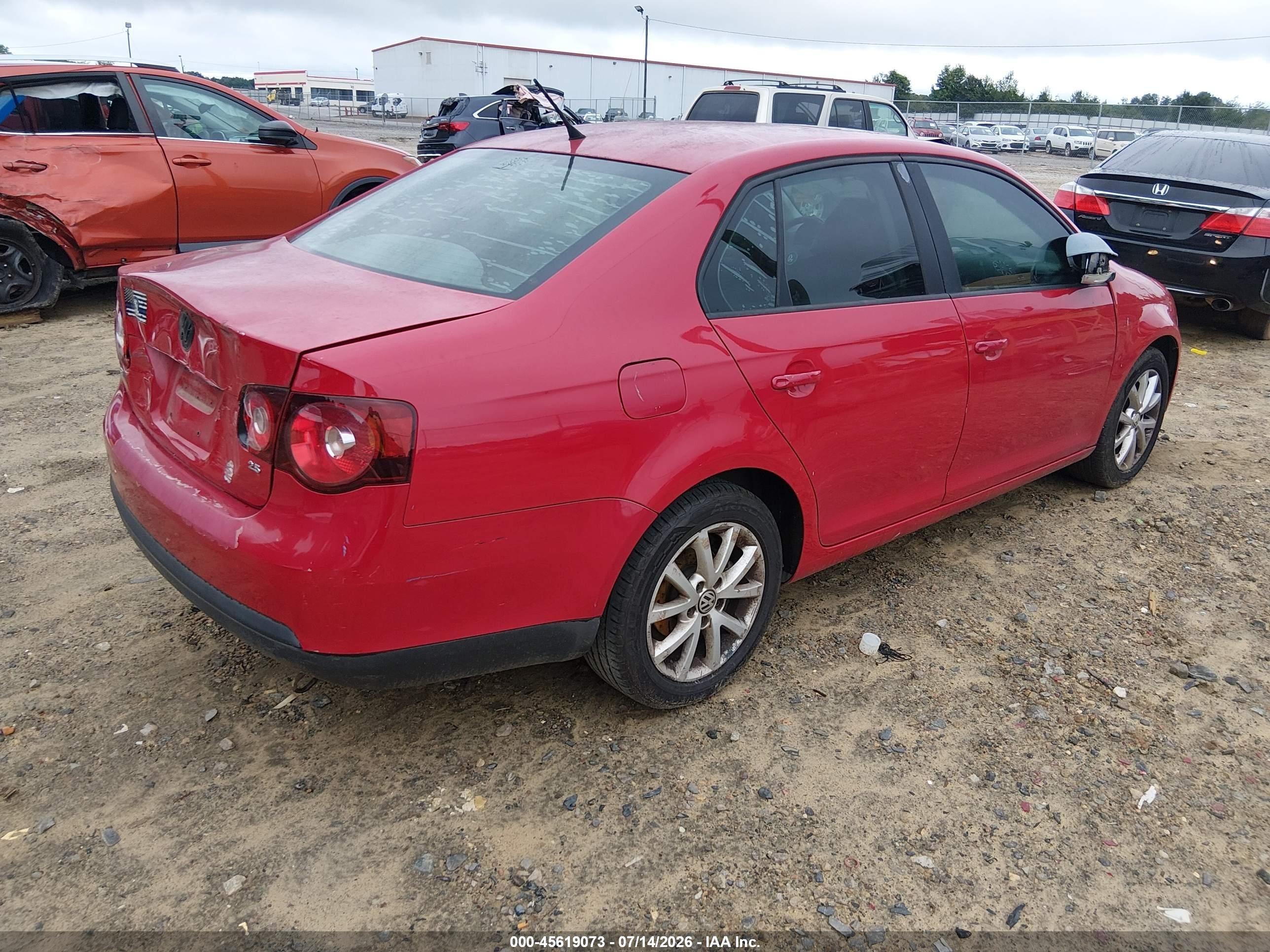 2010 Volkswagen Jetta Limited Edition Red vin: 3VWRX7AJ2AM149900