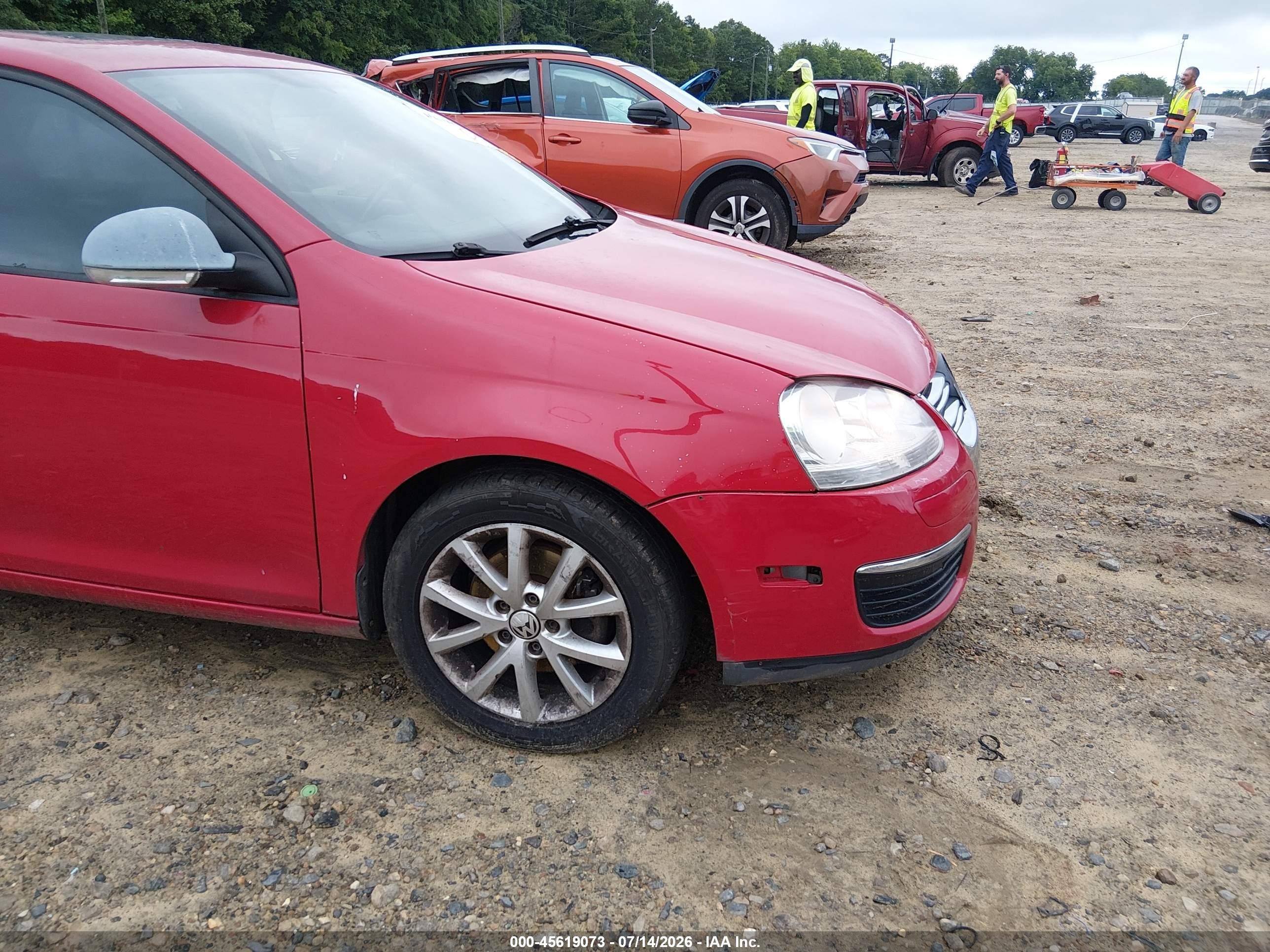 2010 Volkswagen Jetta Limited Edition Red vin: 3VWRX7AJ2AM149900