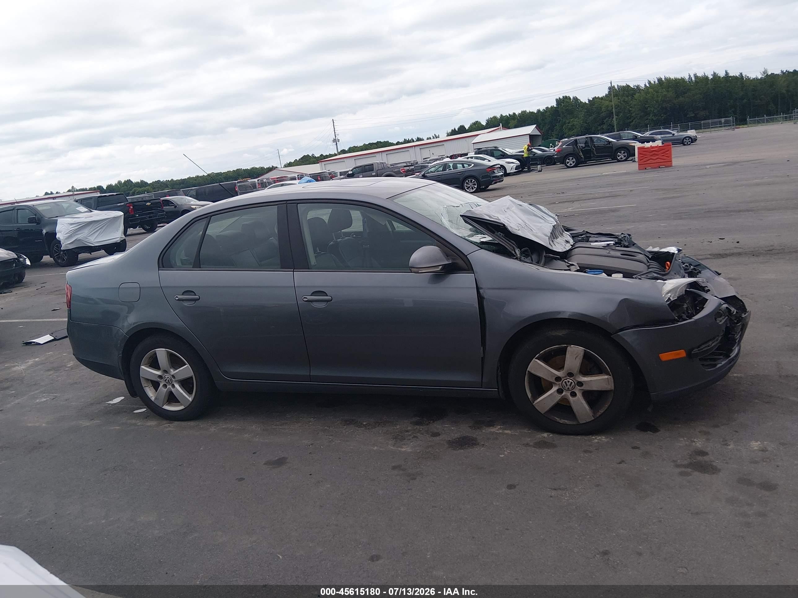 2010 Volkswagen Jetta Limited Edition Gray vin: 3VWRX7AJ2AM165742