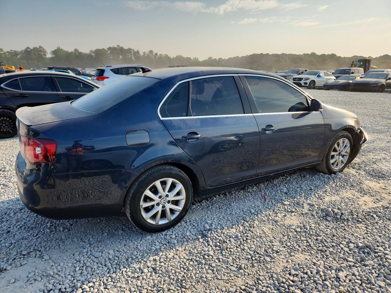 2010 Volkswagen Jetta Se Black vin: 3VWRX7AJ3AM039180