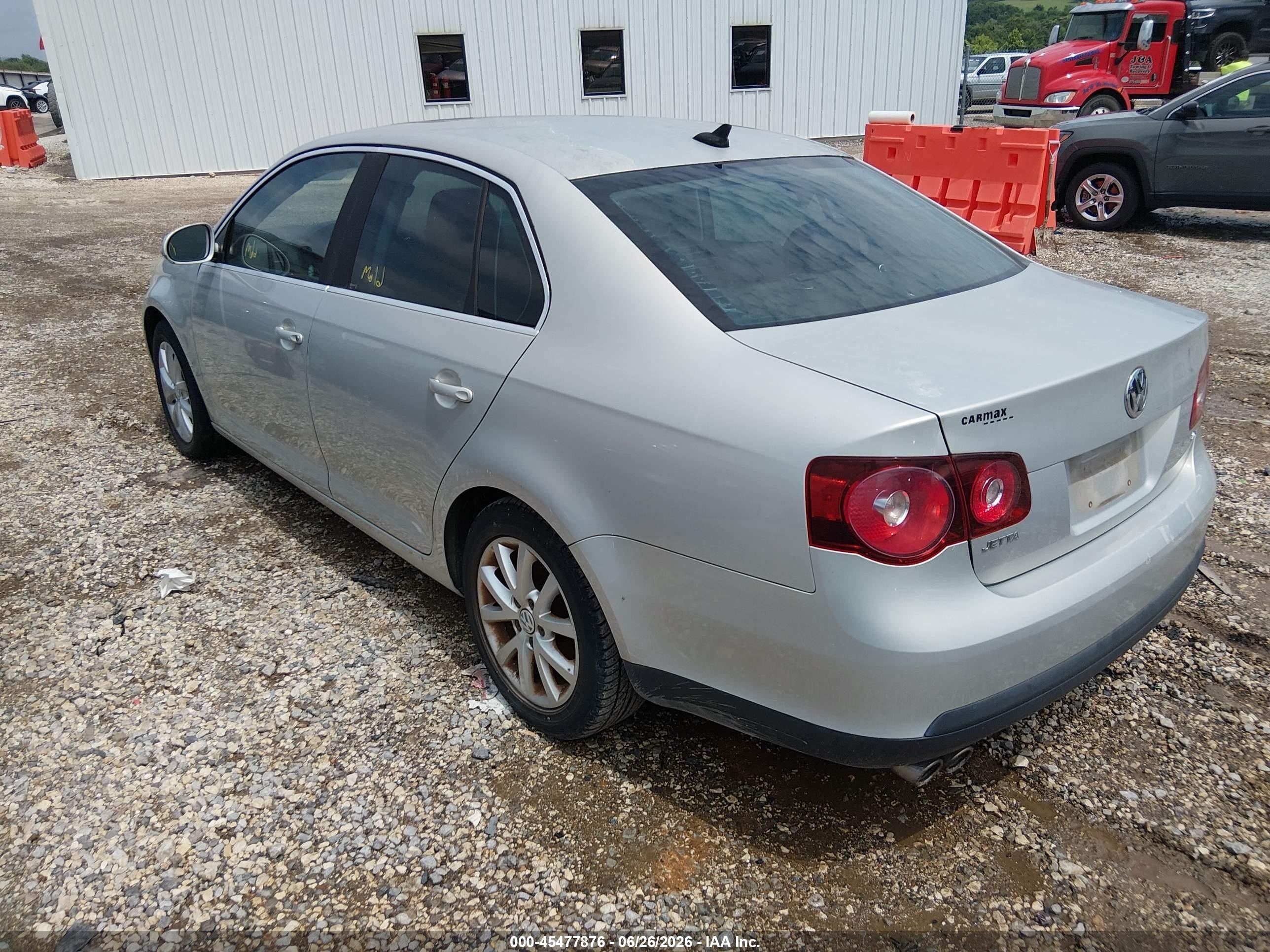 2010 Volkswagen Jetta Se Silver vin: 3VWRX7AJ4AM066162