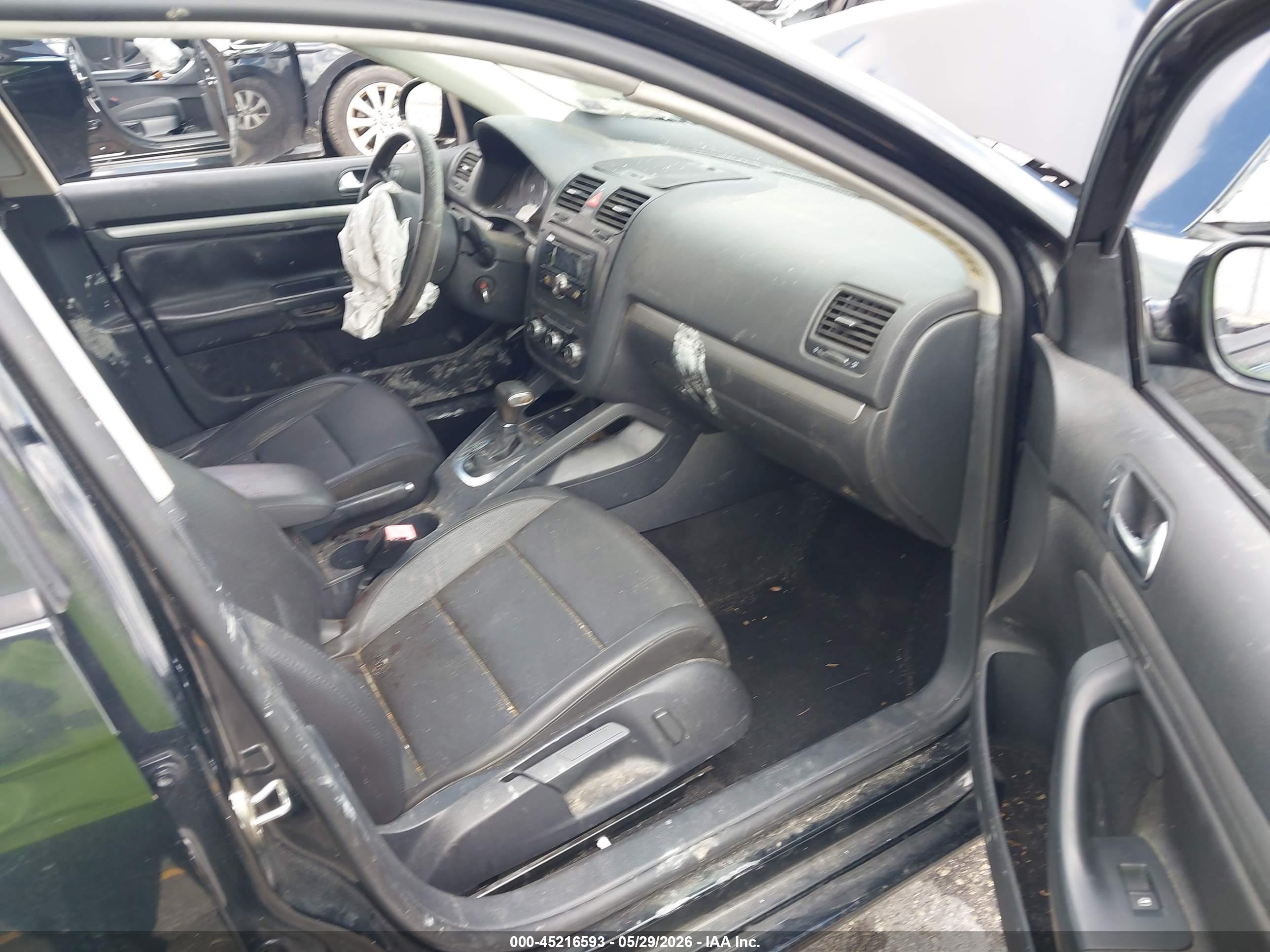 2010 Volkswagen Jetta Limited Edition Черный vin: 3VWRX7AJ4AM157853