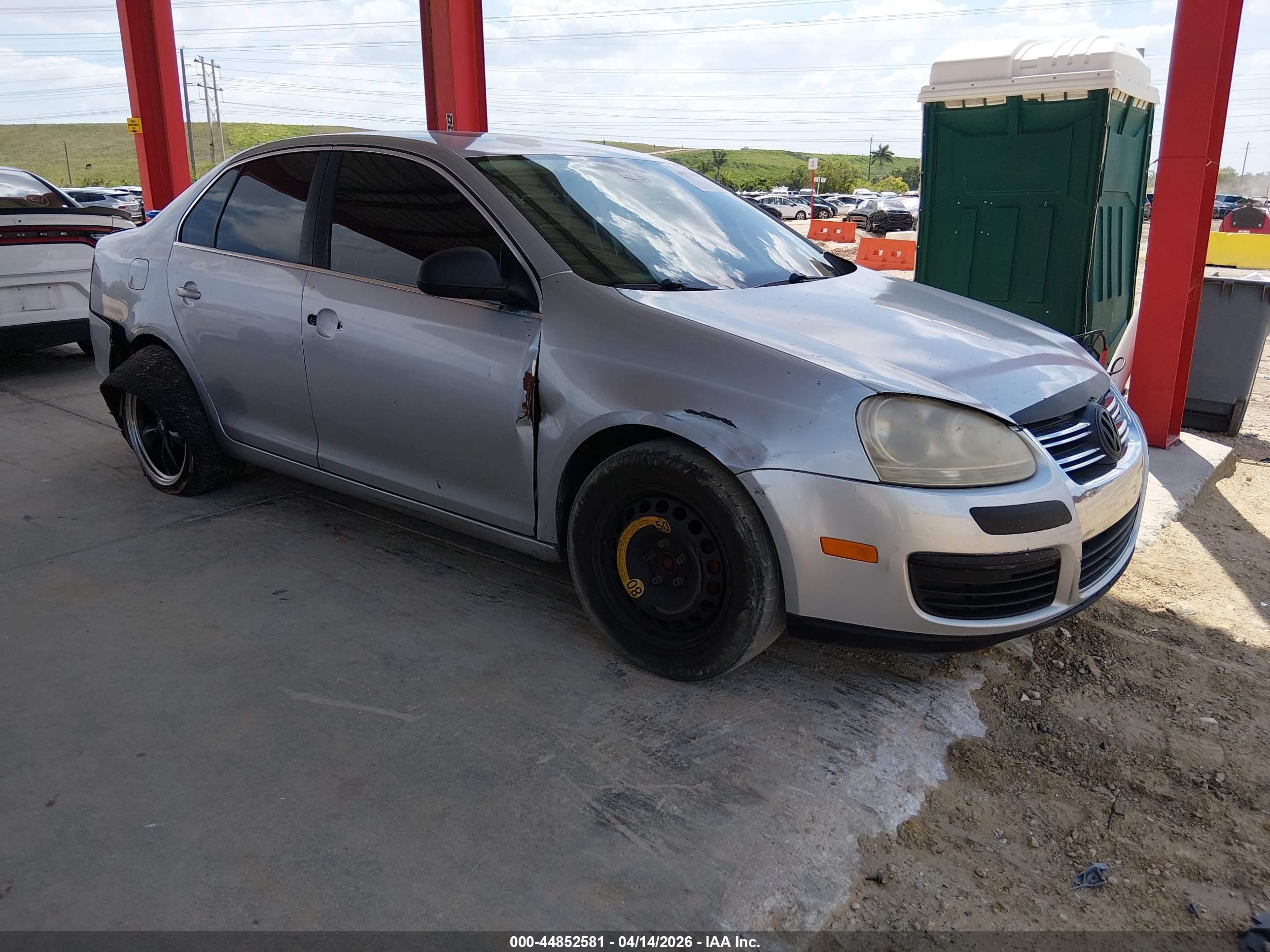 3VWRX7AJ5AM051847