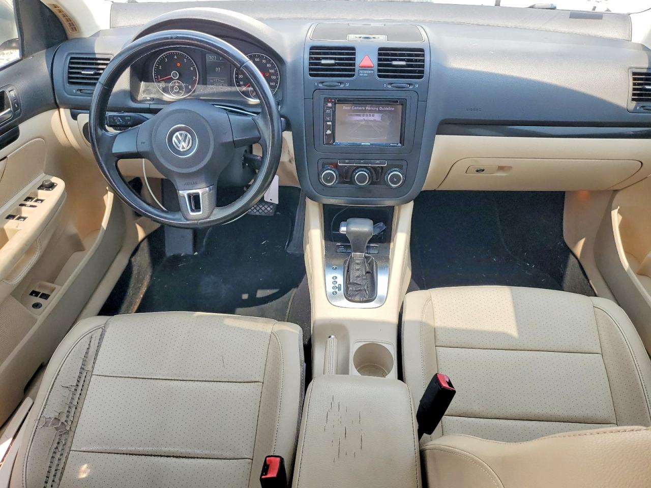 2010 Volkswagen Jetta Se Silver vin: 3VWRX7AJ6AM058354