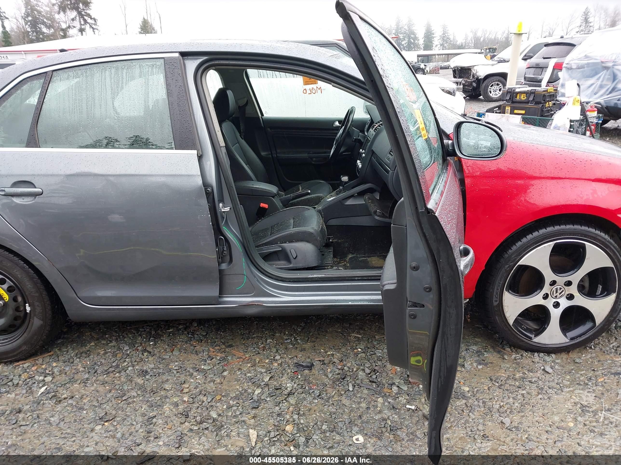 2010 Volkswagen Jetta Se Gray vin: 3VWRX7AJ6AM059200