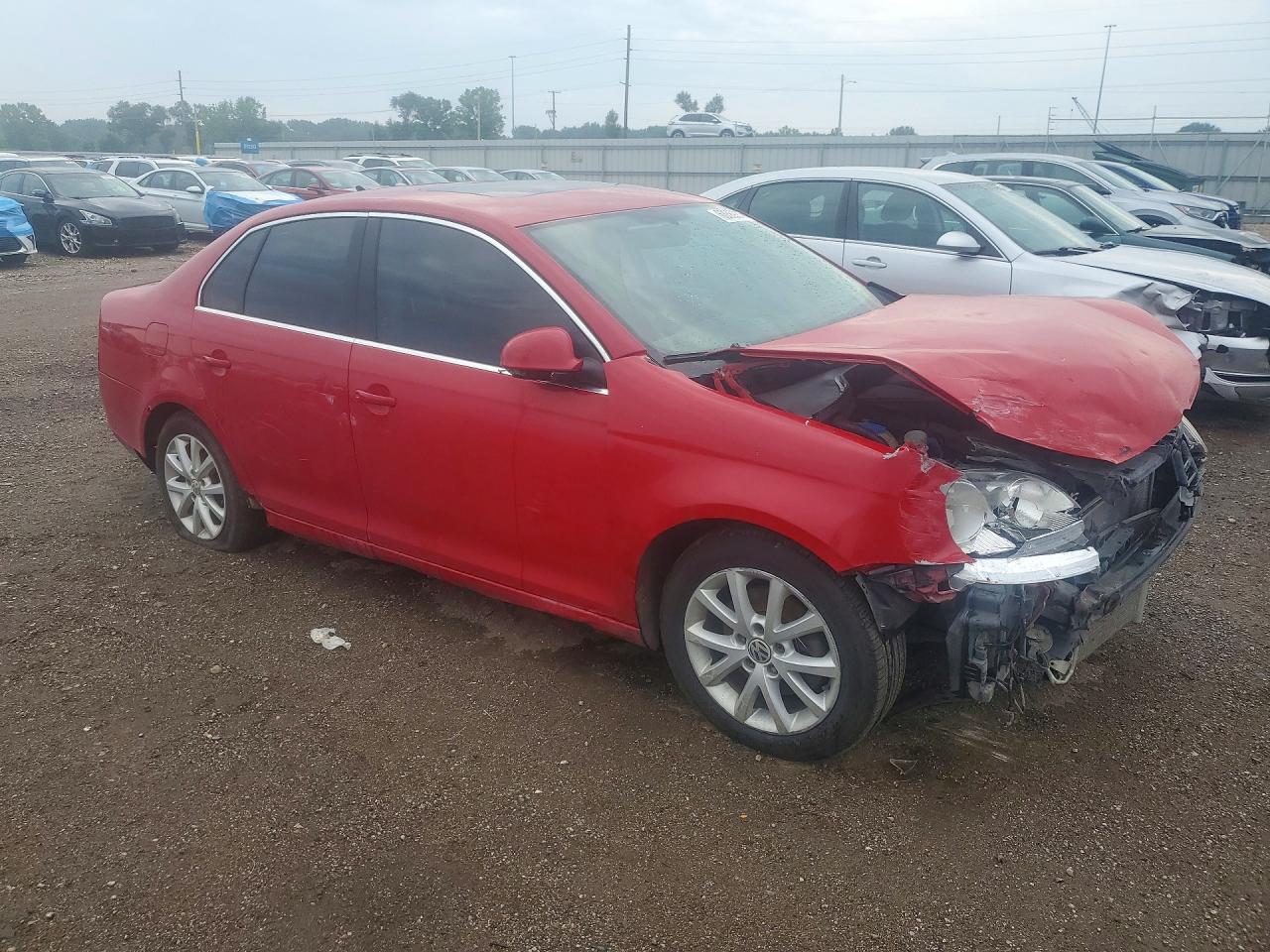 2010 Volkswagen Jetta Se Красный vin: 3VWRX7AJ7AM059724