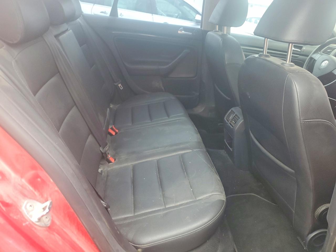 2010 Volkswagen Jetta Se Красный vin: 3VWRX7AJ7AM059724