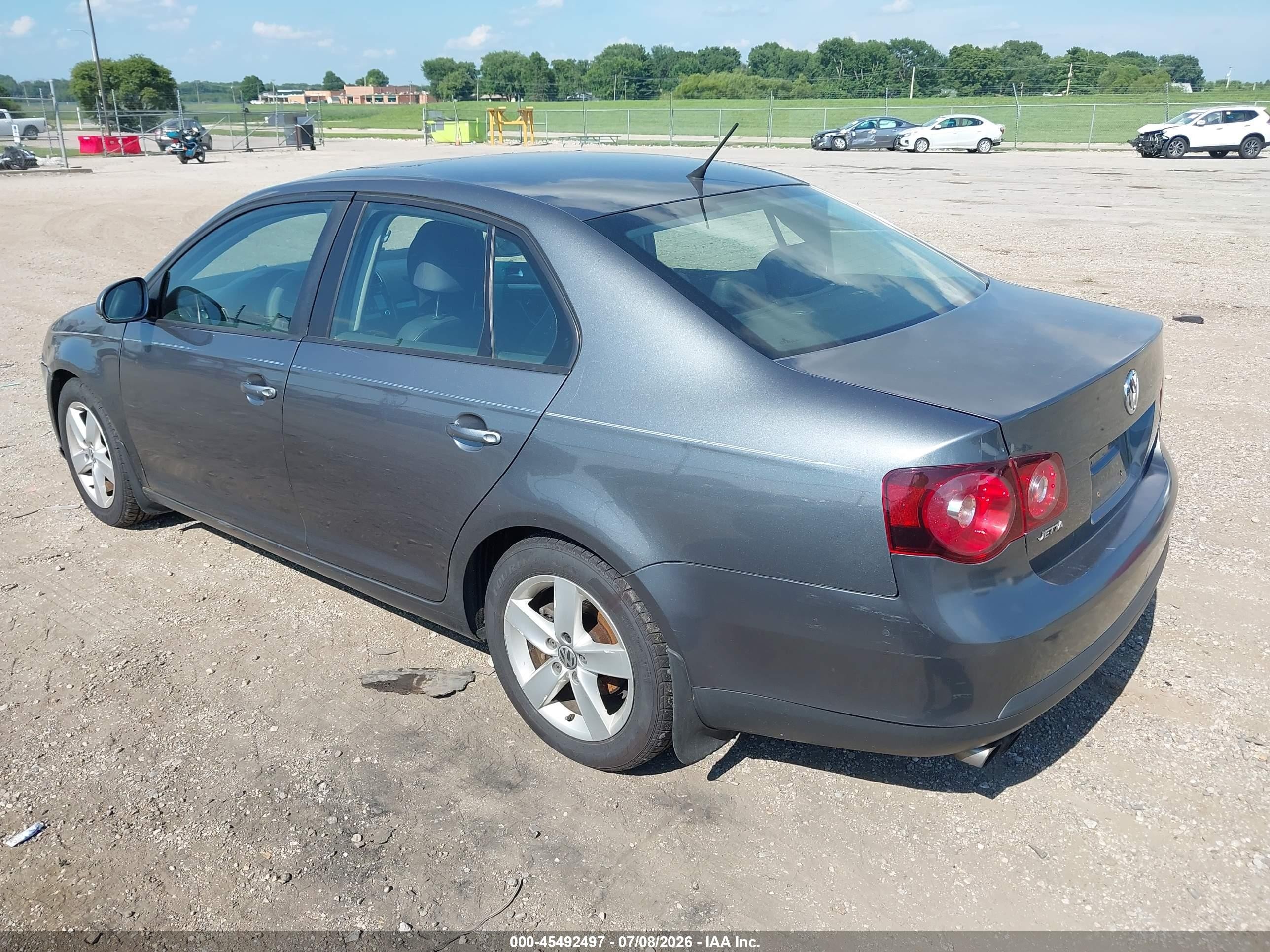 2010 Volkswagen Jetta Limited Edition Gray vin: 3VWRX7AJ7AM124149