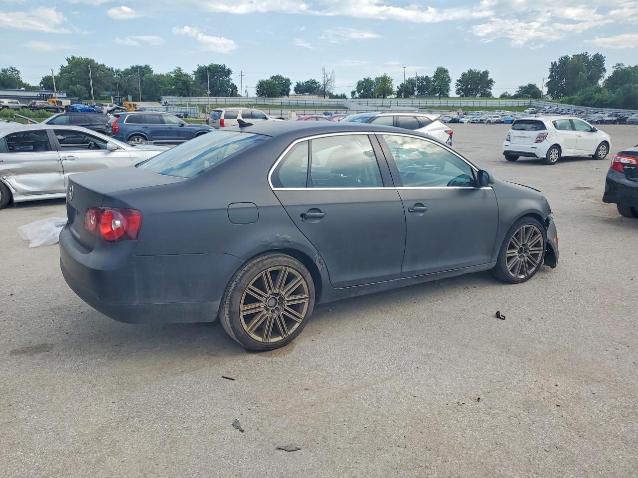 2010 Volkswagen Jetta Se Black vin: 3VWRX7AJ8AM065824