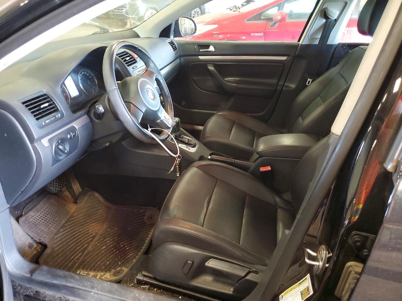2010 Volkswagen Jetta Se Black vin: 3VWRX7AJ8AM105075