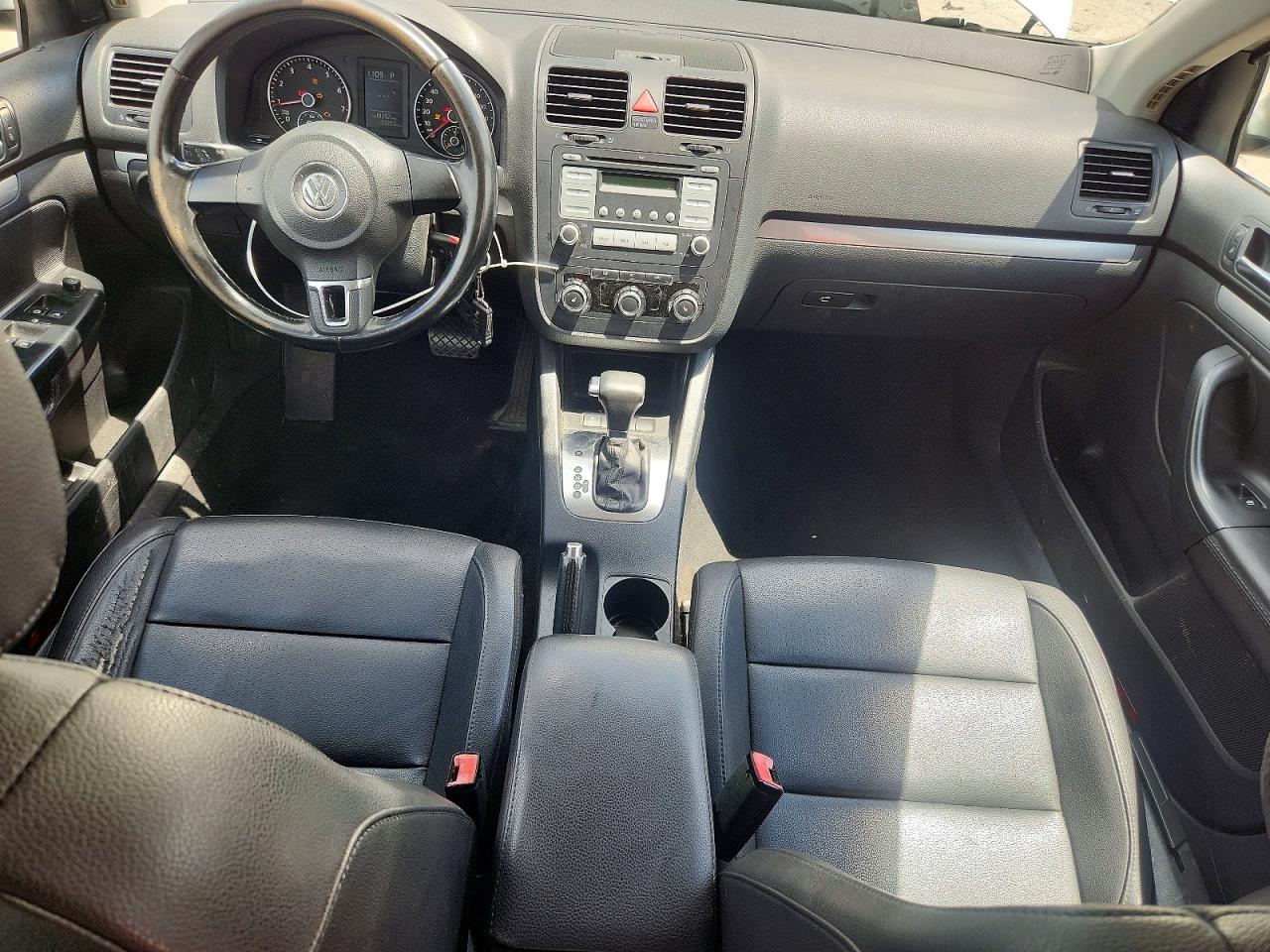 2010 Volkswagen Jetta Se Бежевый vin: 3VWRX7AJ8AM115962