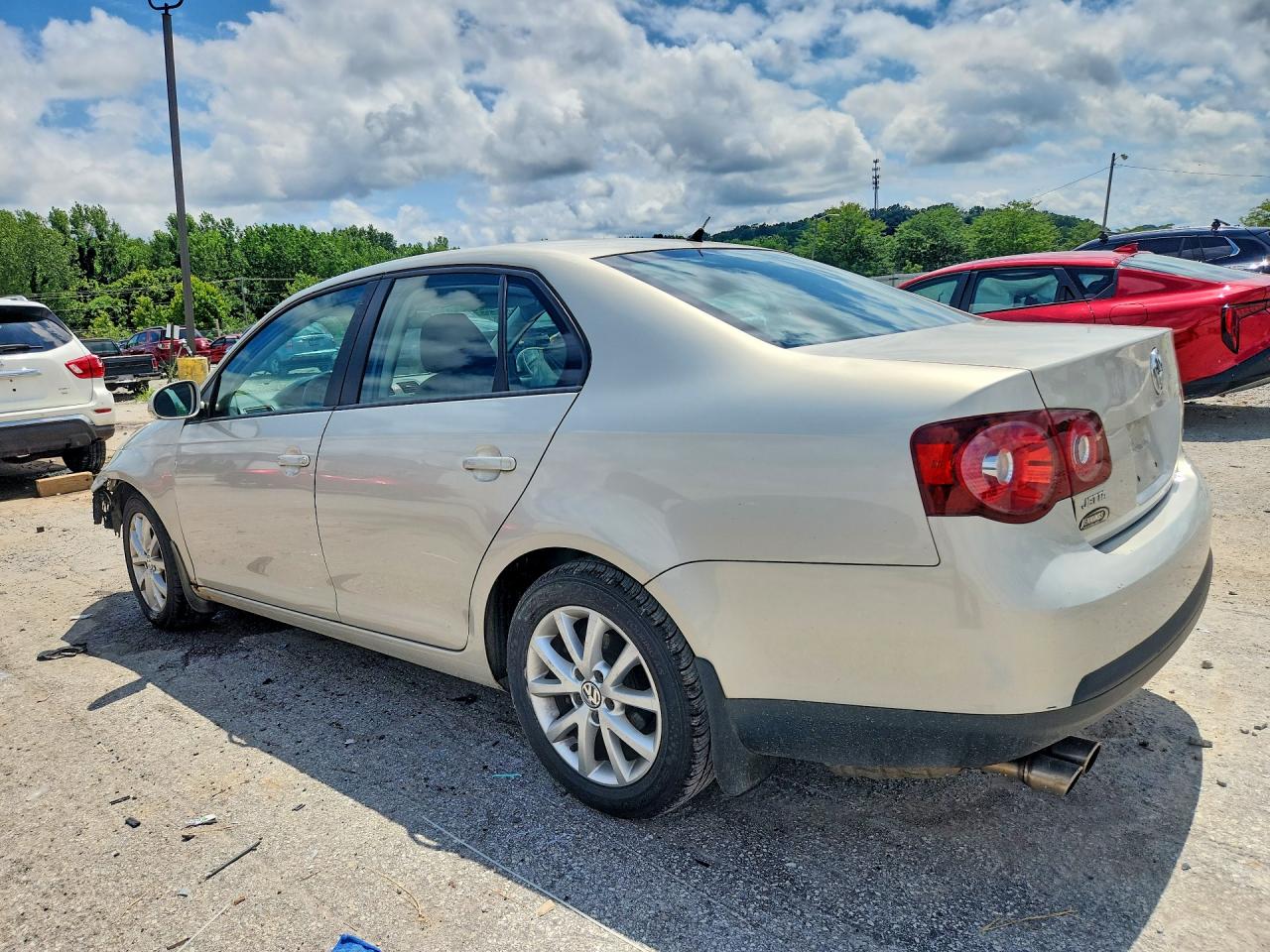 2010 Volkswagen Jetta Se Бежевый vin: 3VWRX7AJ8AM115962