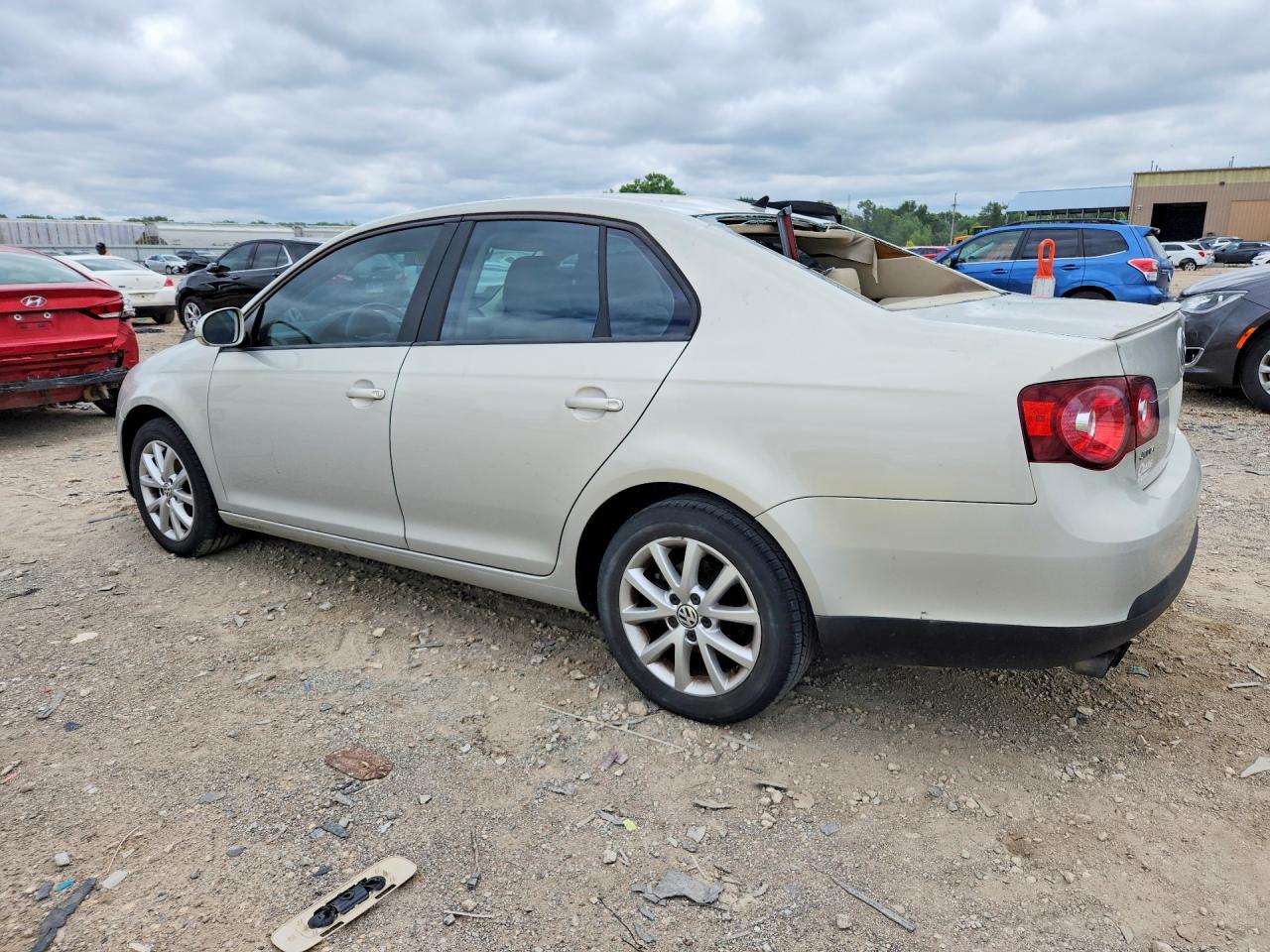 2010 Volkswagen Jetta Se Silver vin: 3VWRX7AJ8AM117548